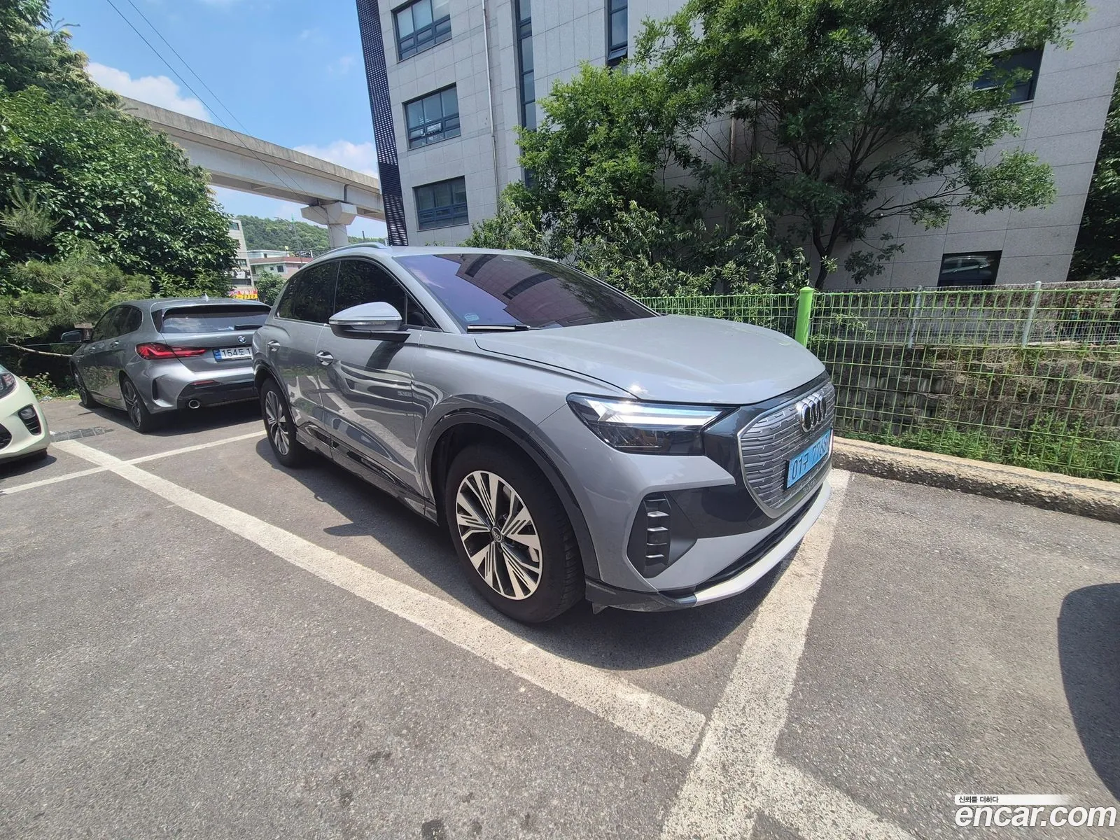 Audi Q4 e-tron 2025 — 8