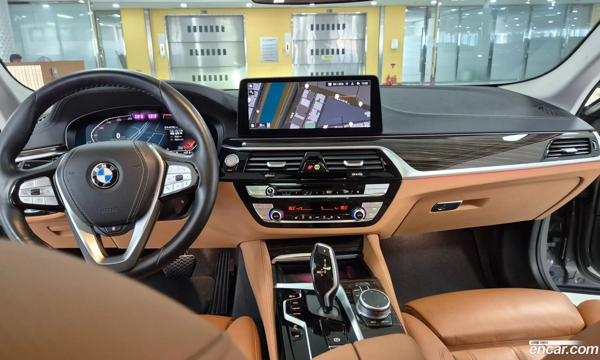 BMW 5 Series 2021 — 11