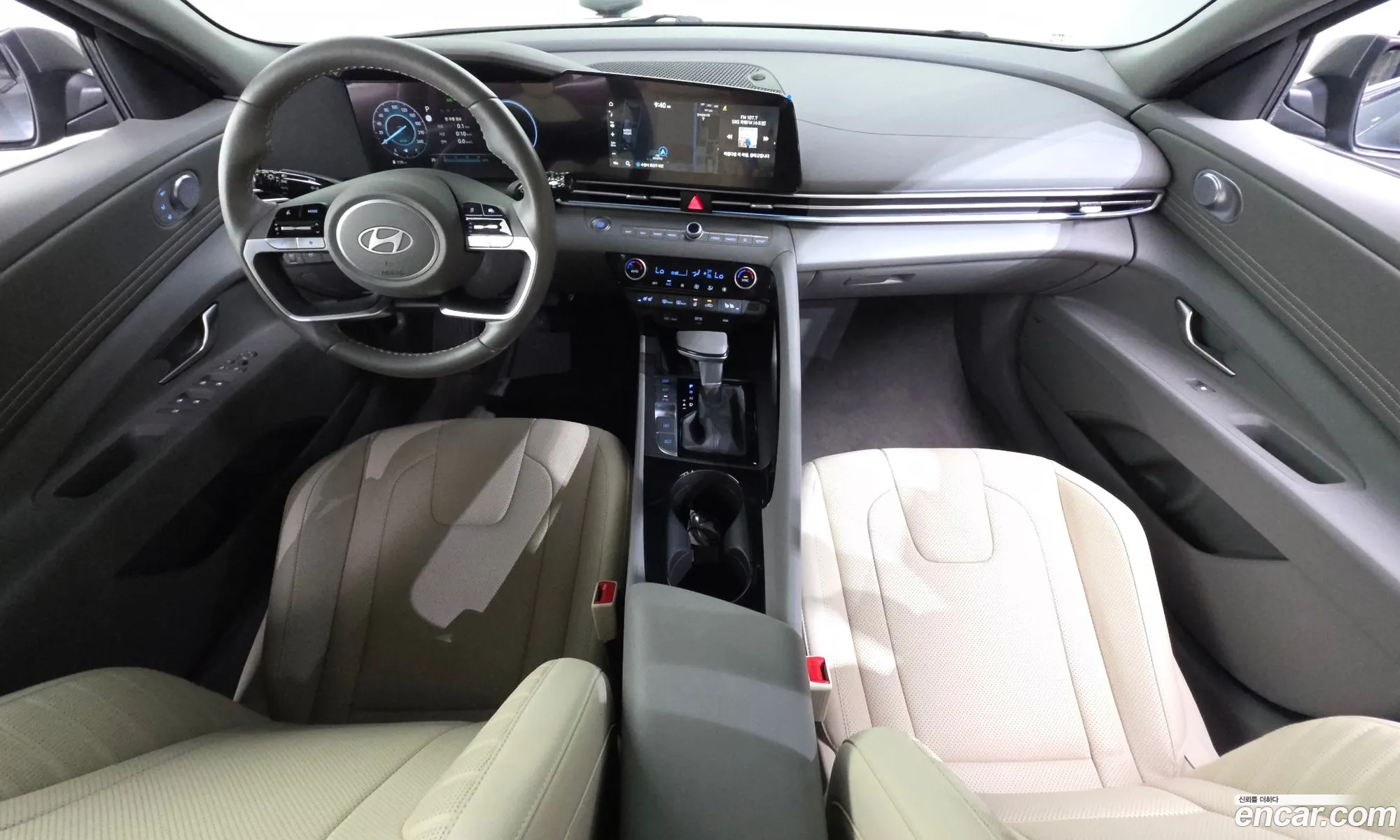 Hyundai Elantra 2024 — 4