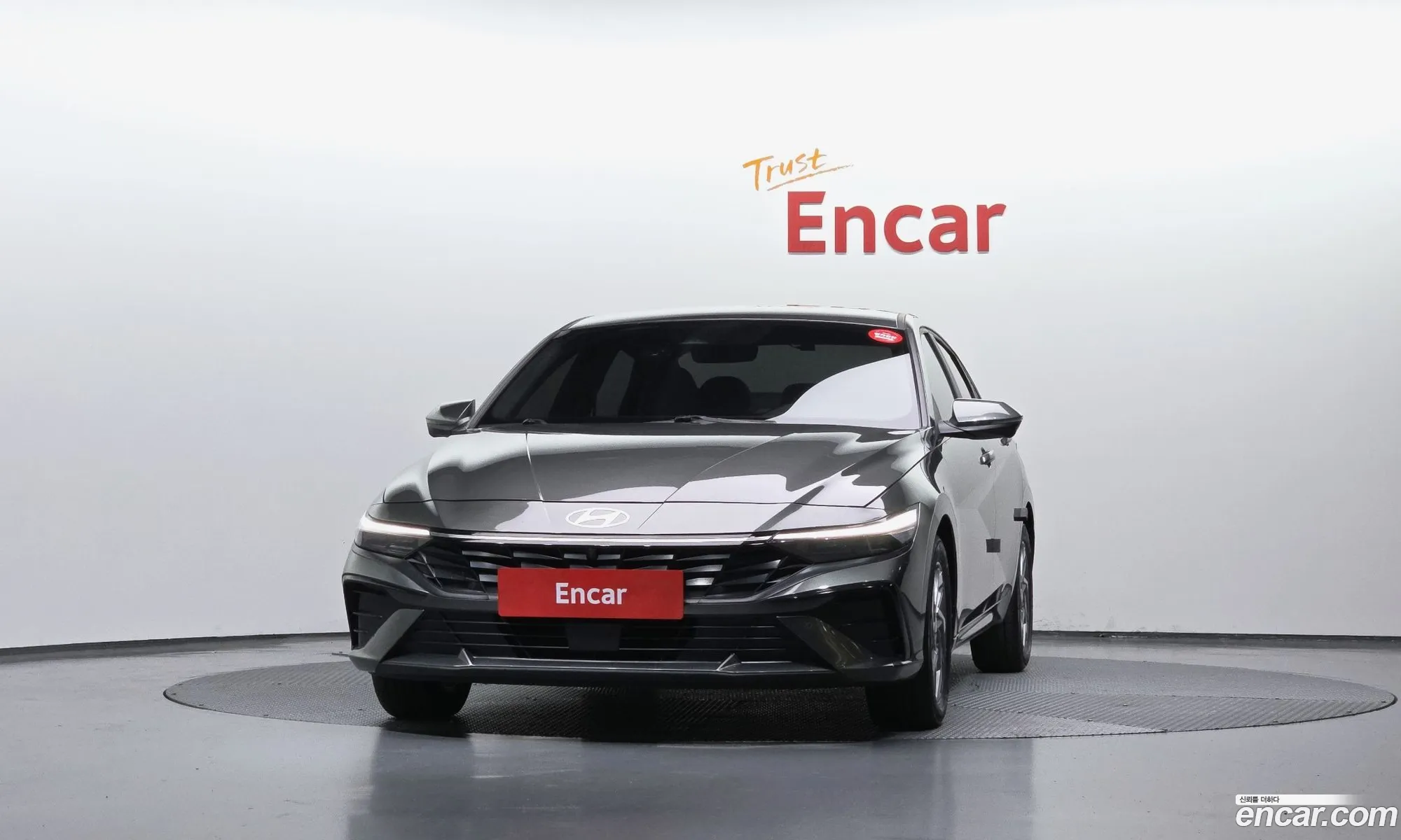 Hyundai Elantra 2024 — 2