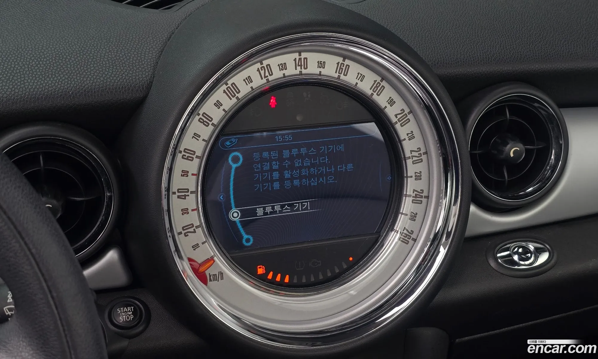 Mini Cooper Convertible 2014 WMWZN3108ET656796 — 4