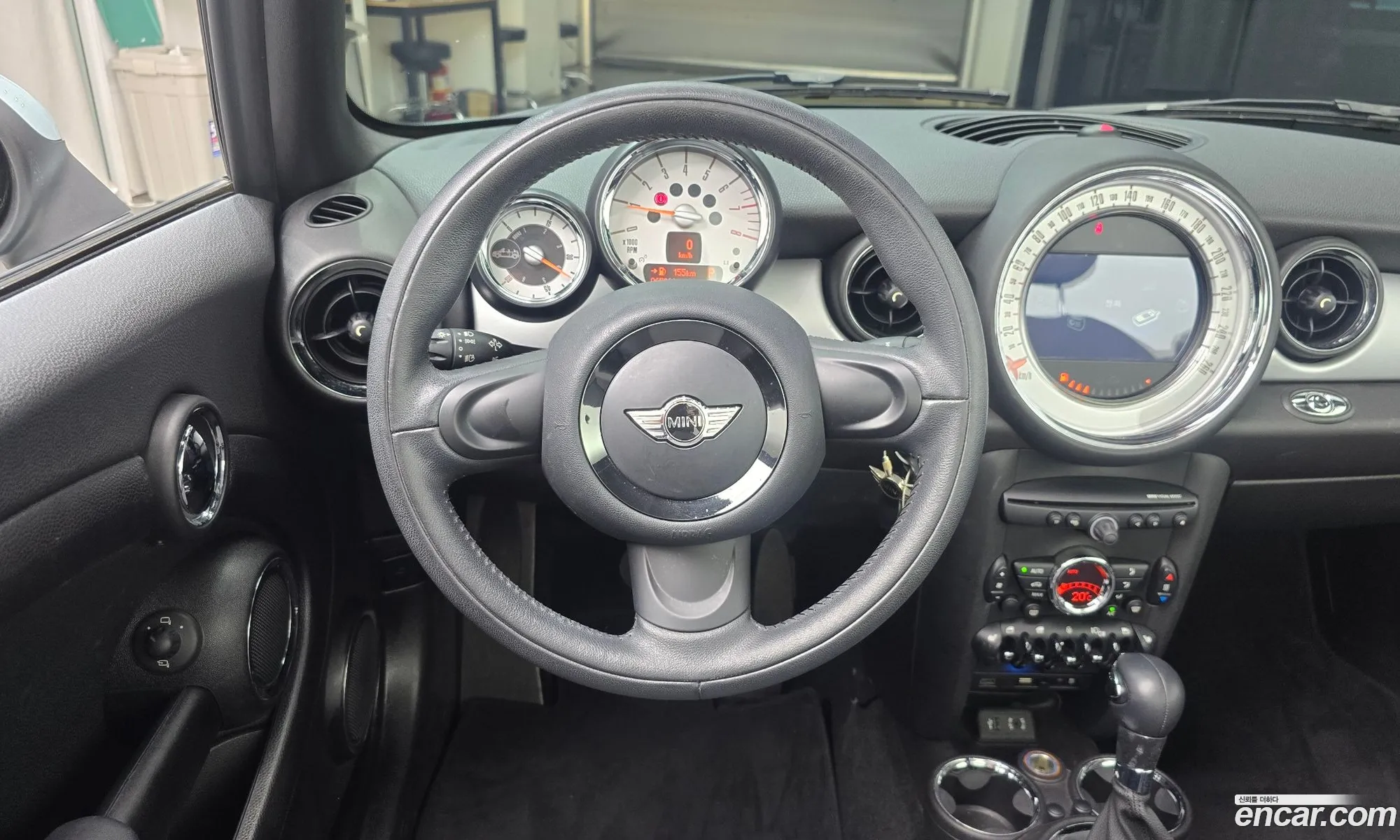 Mini Cooper Convertible 2014 WMWZN3108ET656796 — 16