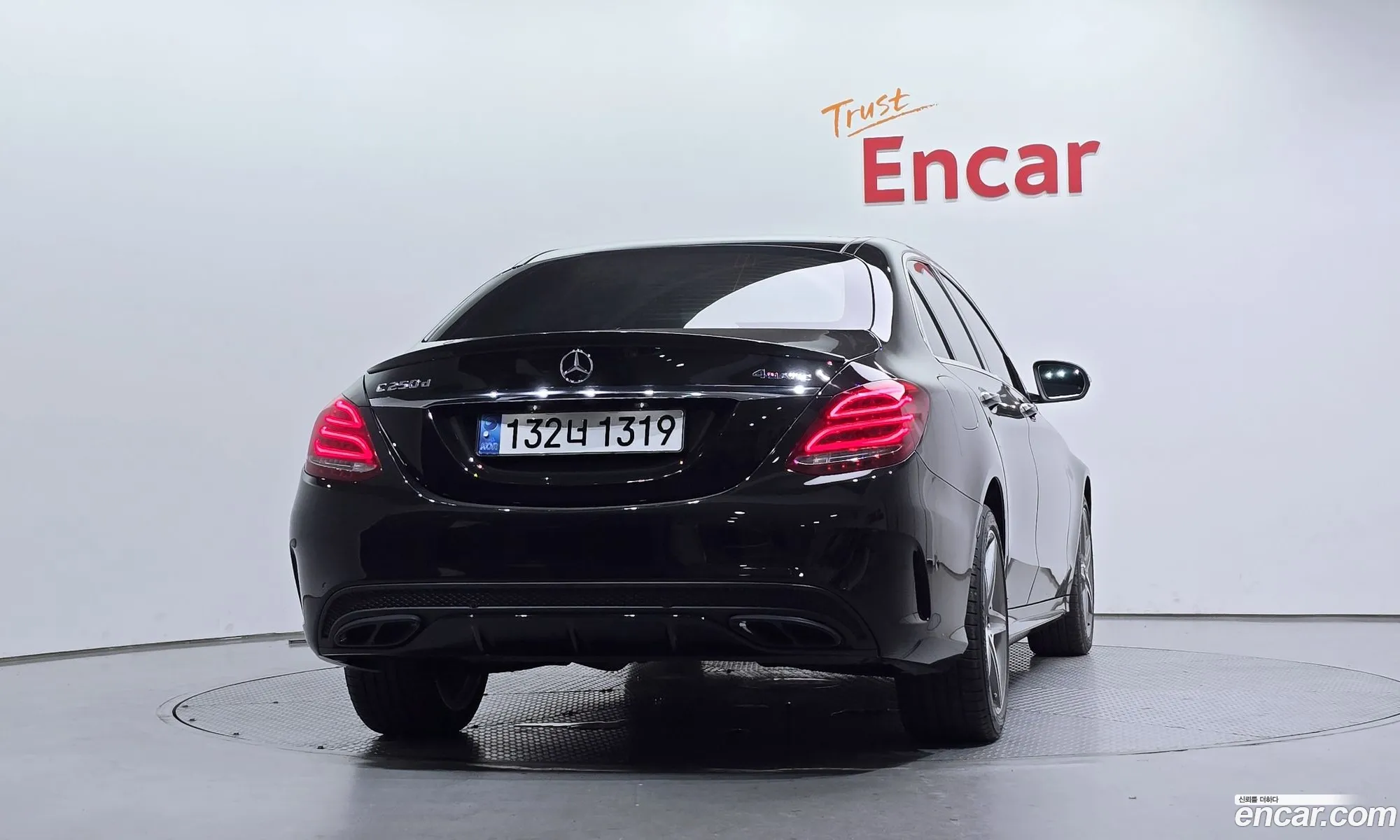 Mercedes-Benz C-Class W205 2018 — 3