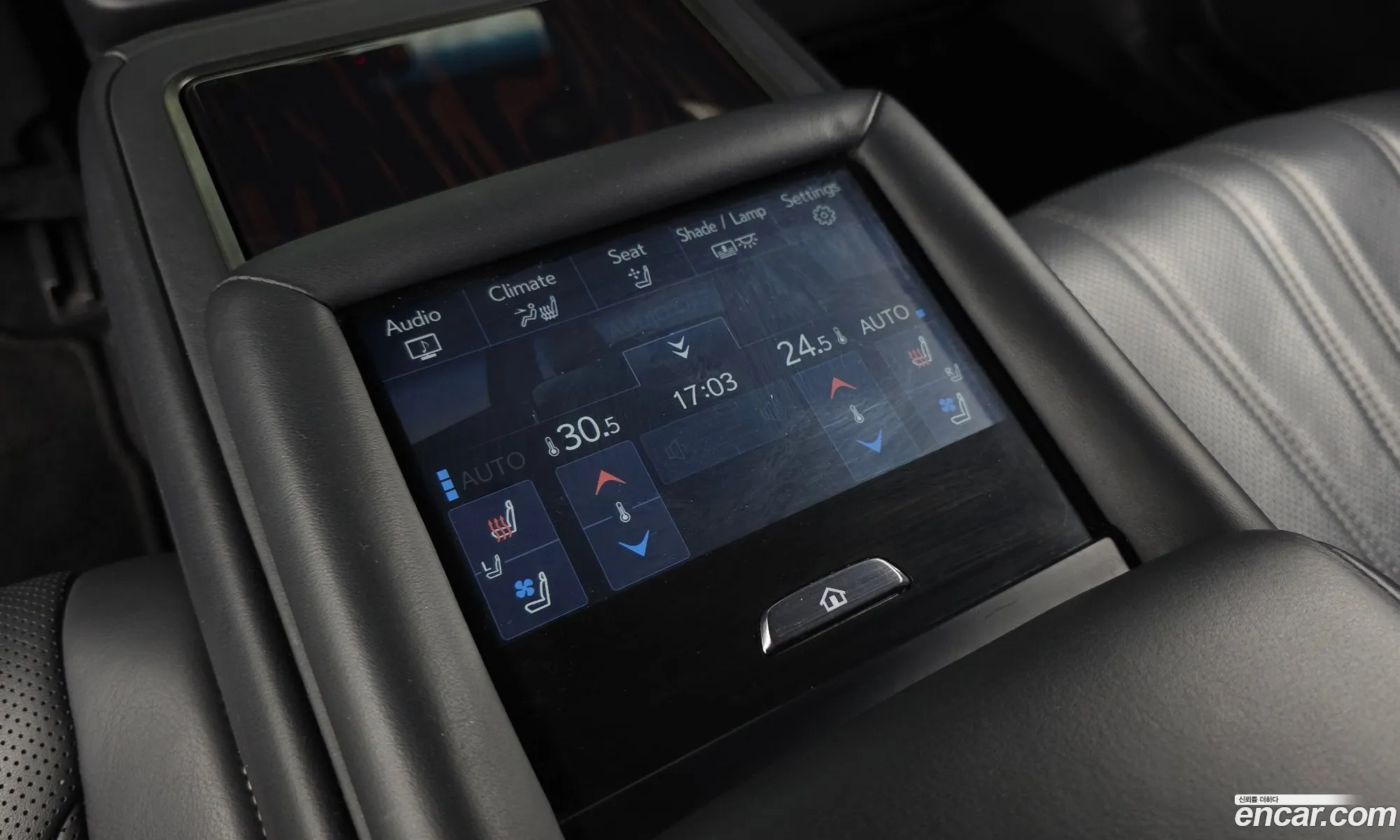 Lexus LS500h 2018 JTHBYLFFXJ5000847 — 9