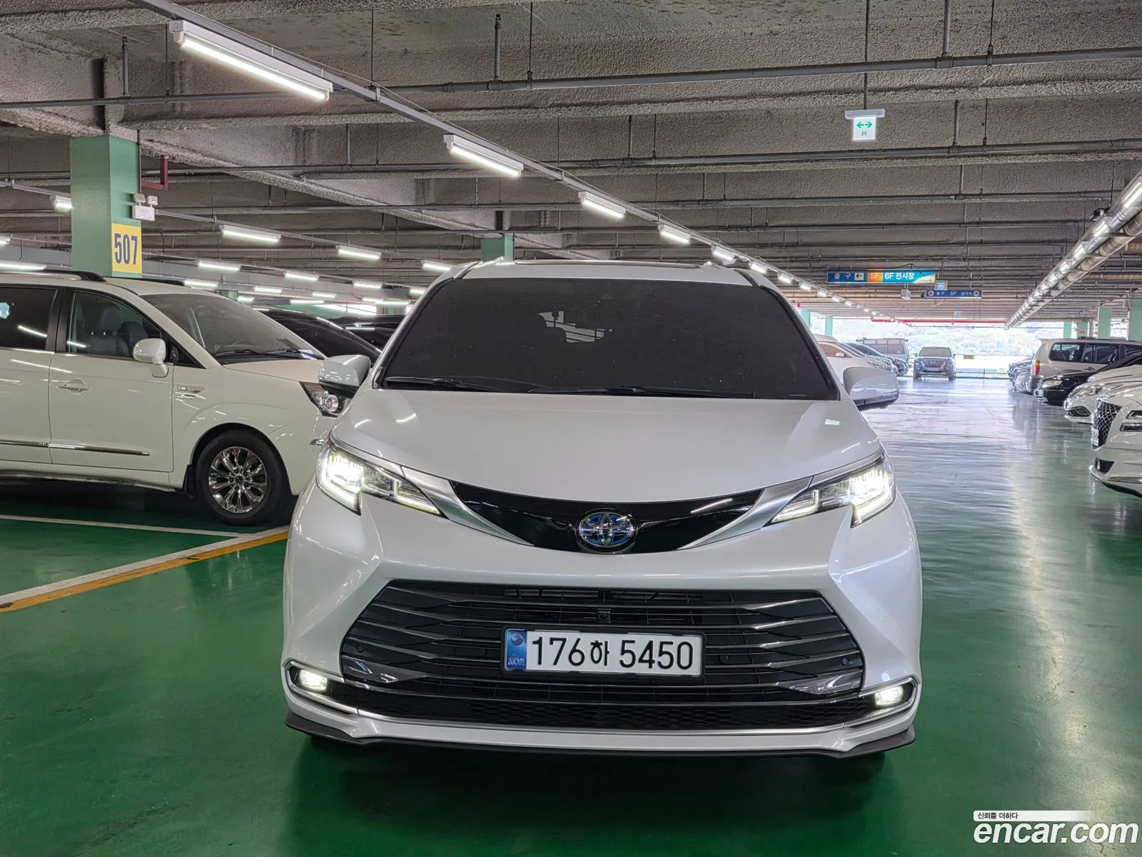 Toyota Sienna 2025 — 18