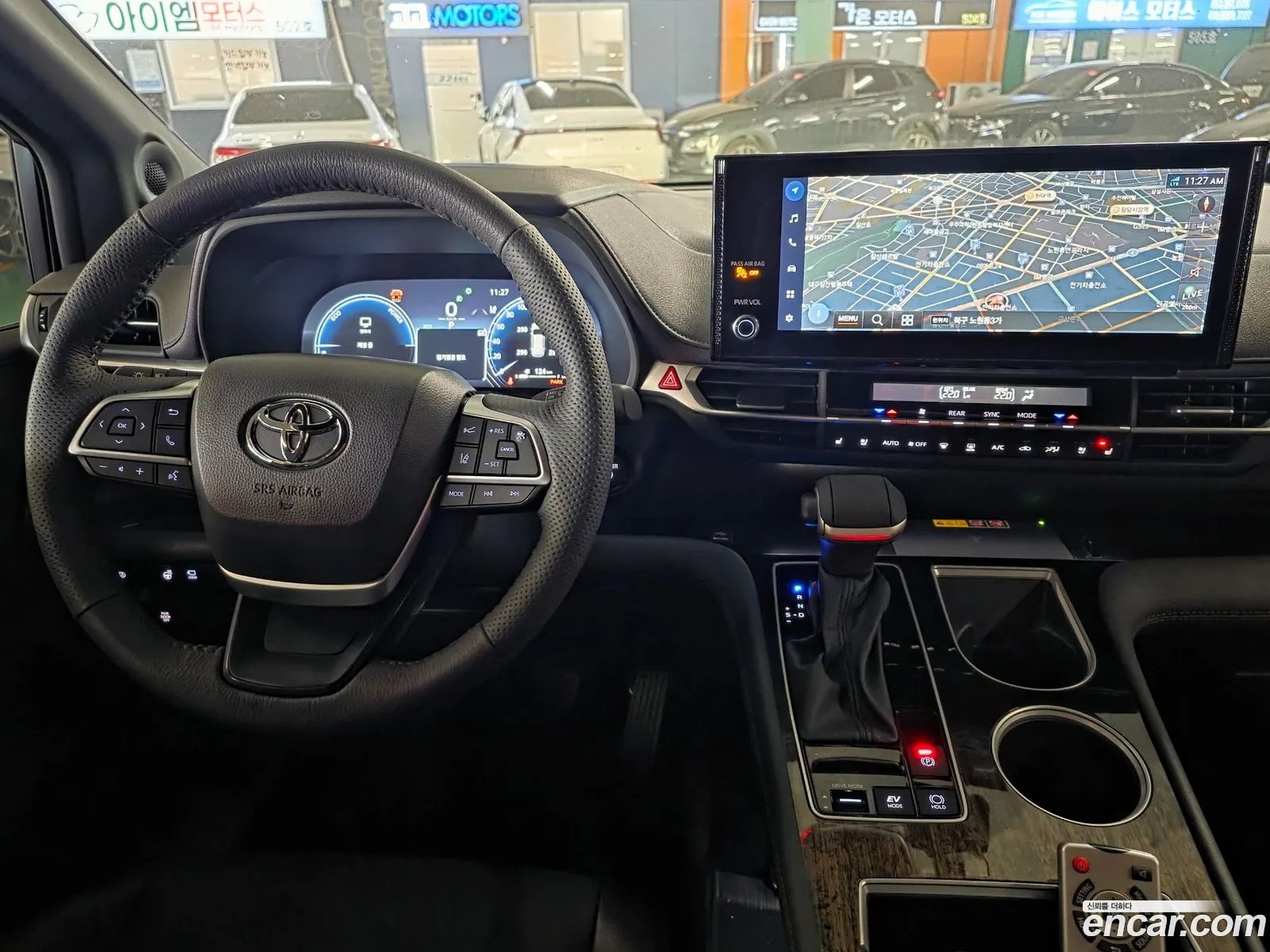 Toyota Sienna 2025 — 9