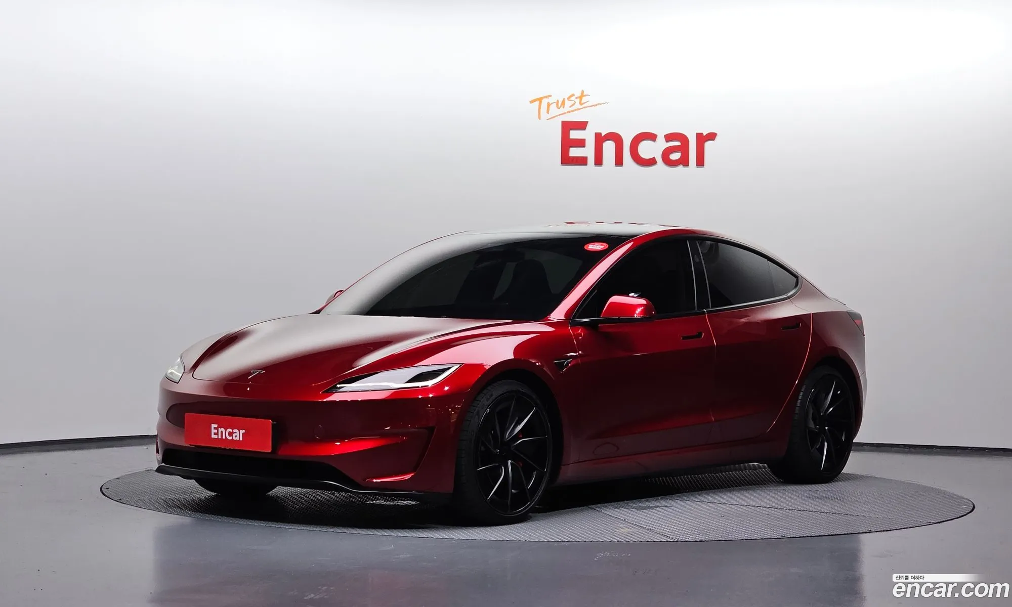 Tesla Model 3 2024 LRW3E7ET3RC241988 — 32
