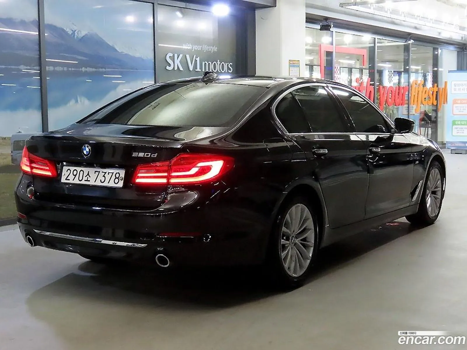 BMW 5 Series 2017 — 16