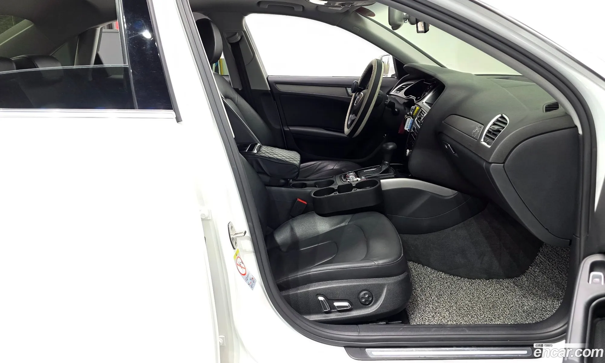 Audi A4 2012 WAUZZZ8K9DN016307 — 8
