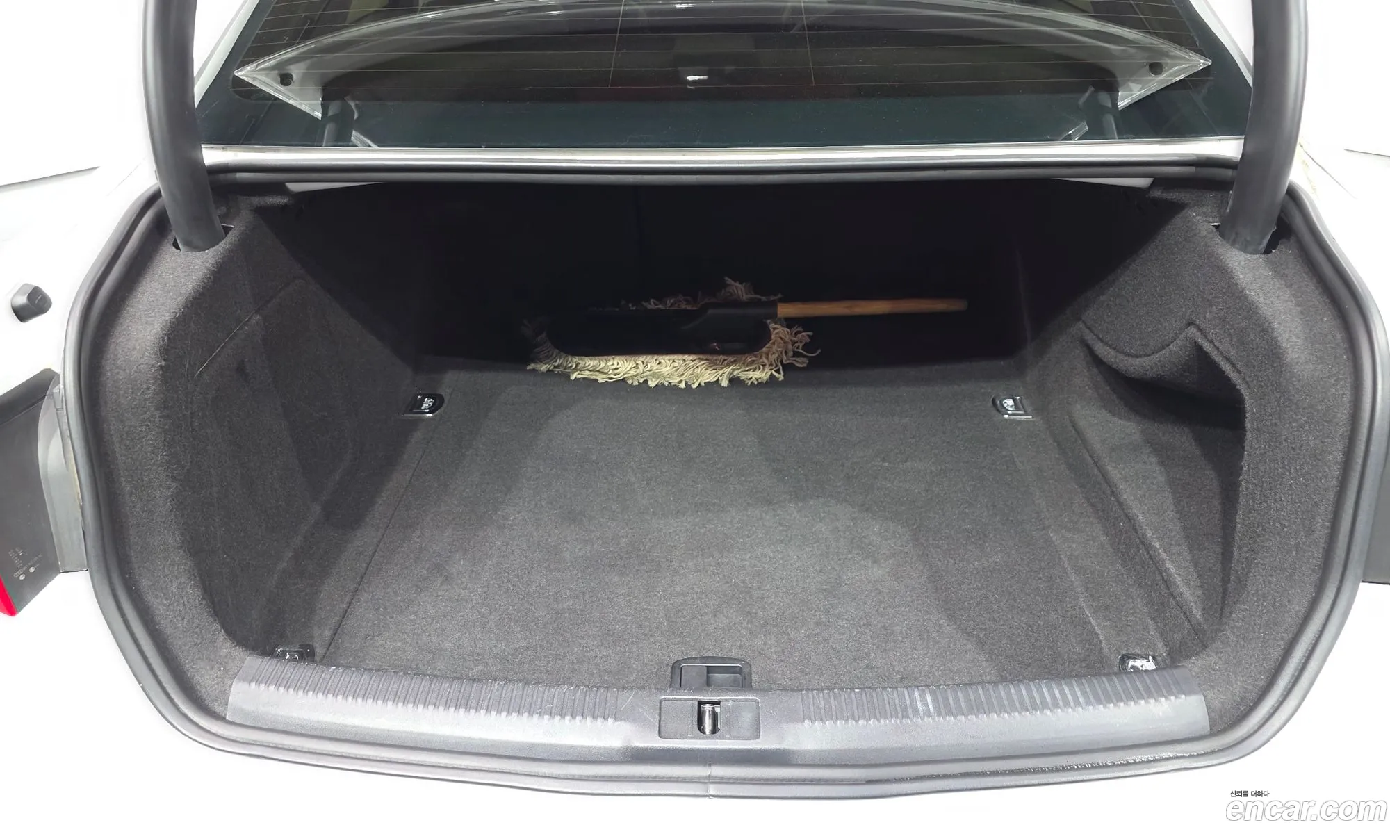 Audi A4 2012 WAUZZZ8K9DN016307 — 10