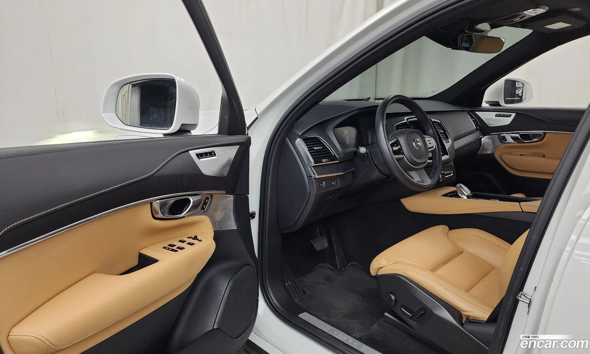 Volvo XC90 2021 — 13