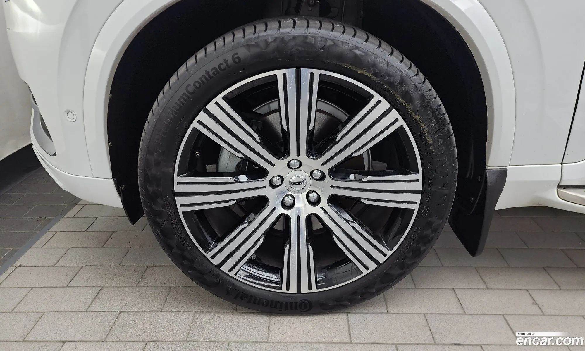 Volvo XC90 2021 — 14