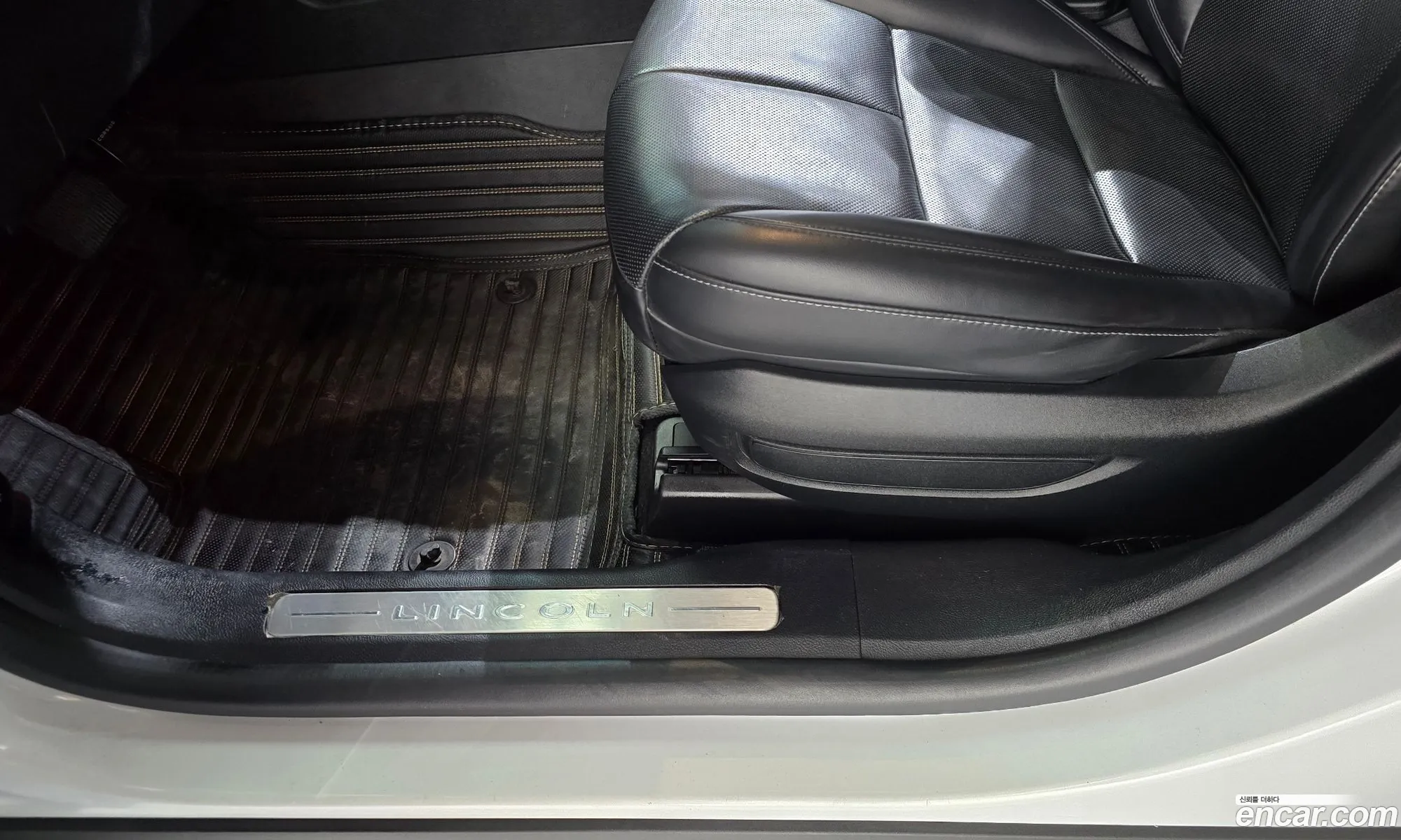 Lincoln Corsair 2021 — 12