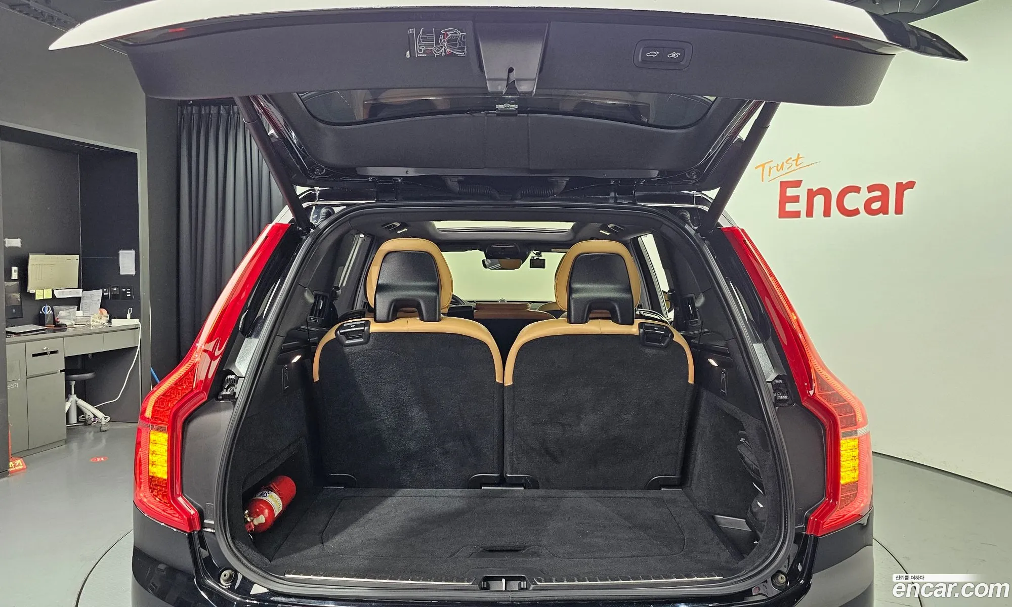 Volvo XC90 2021 — 11