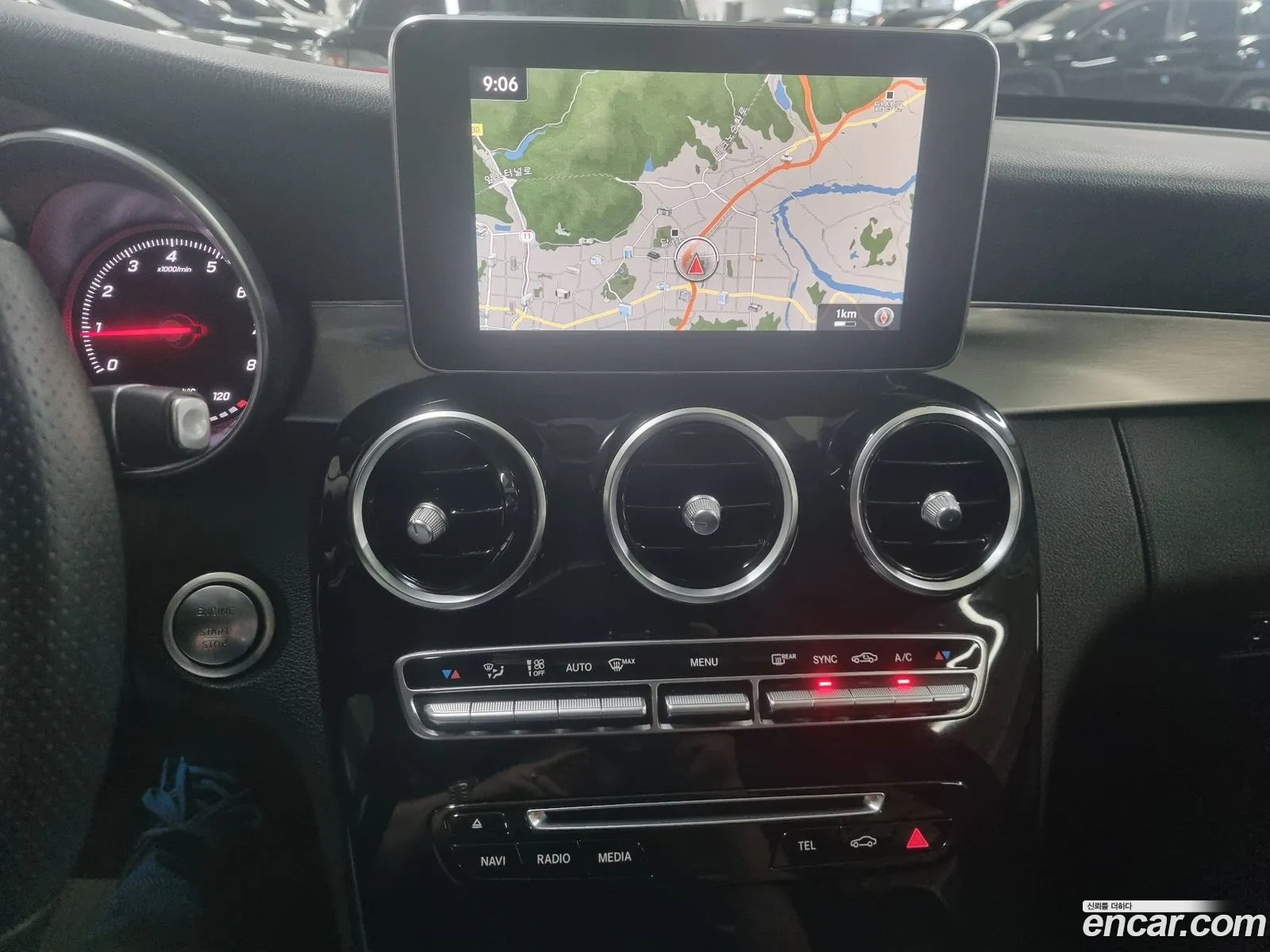 Mercedes-Benz C-Class W205 2018 — 19
