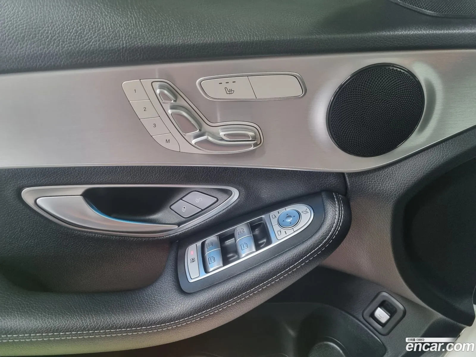 Mercedes-Benz C-Class W205 2018 — 16