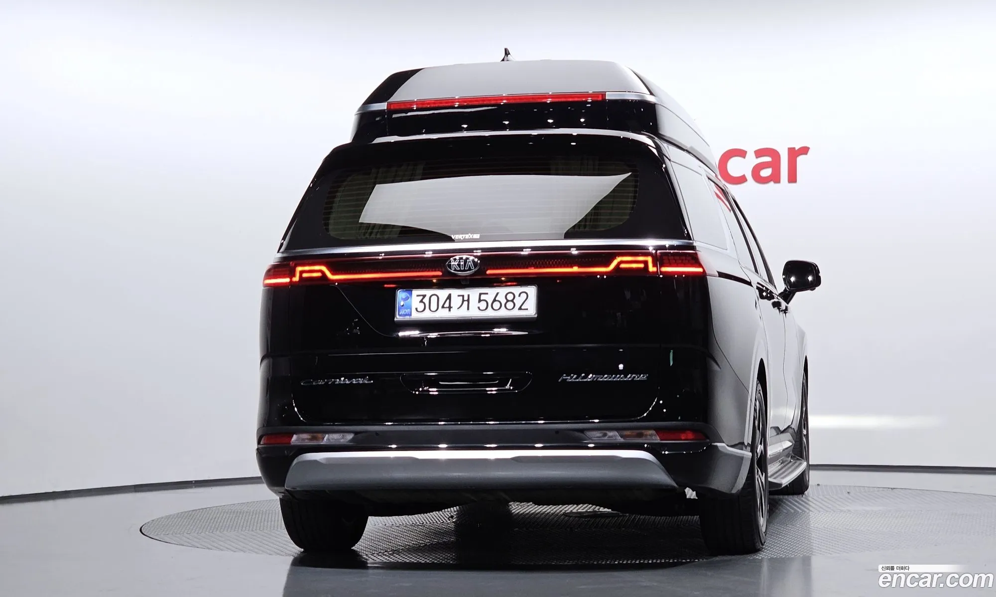 Kia Carnival 2021 — 4