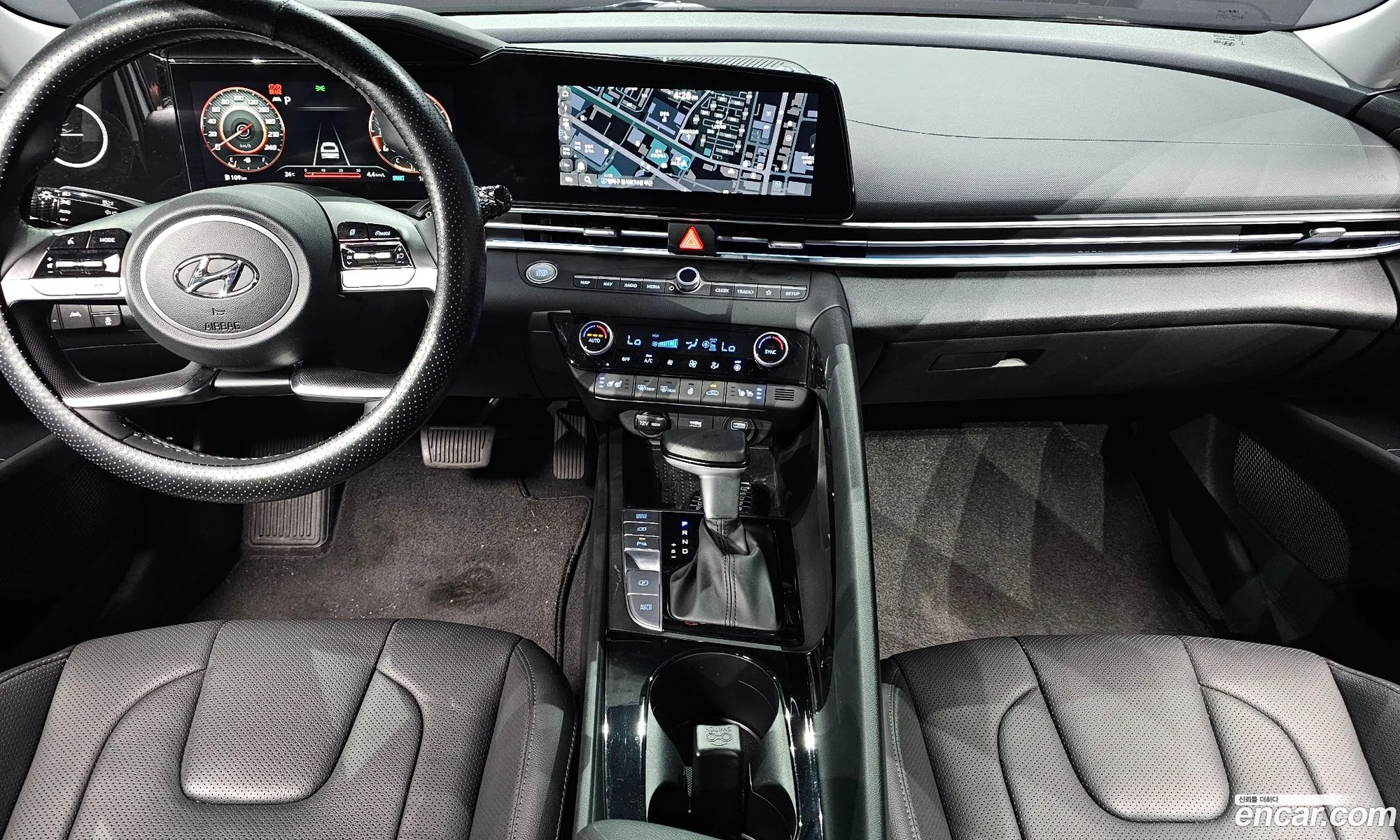 Hyundai Elantra 2021 — 2