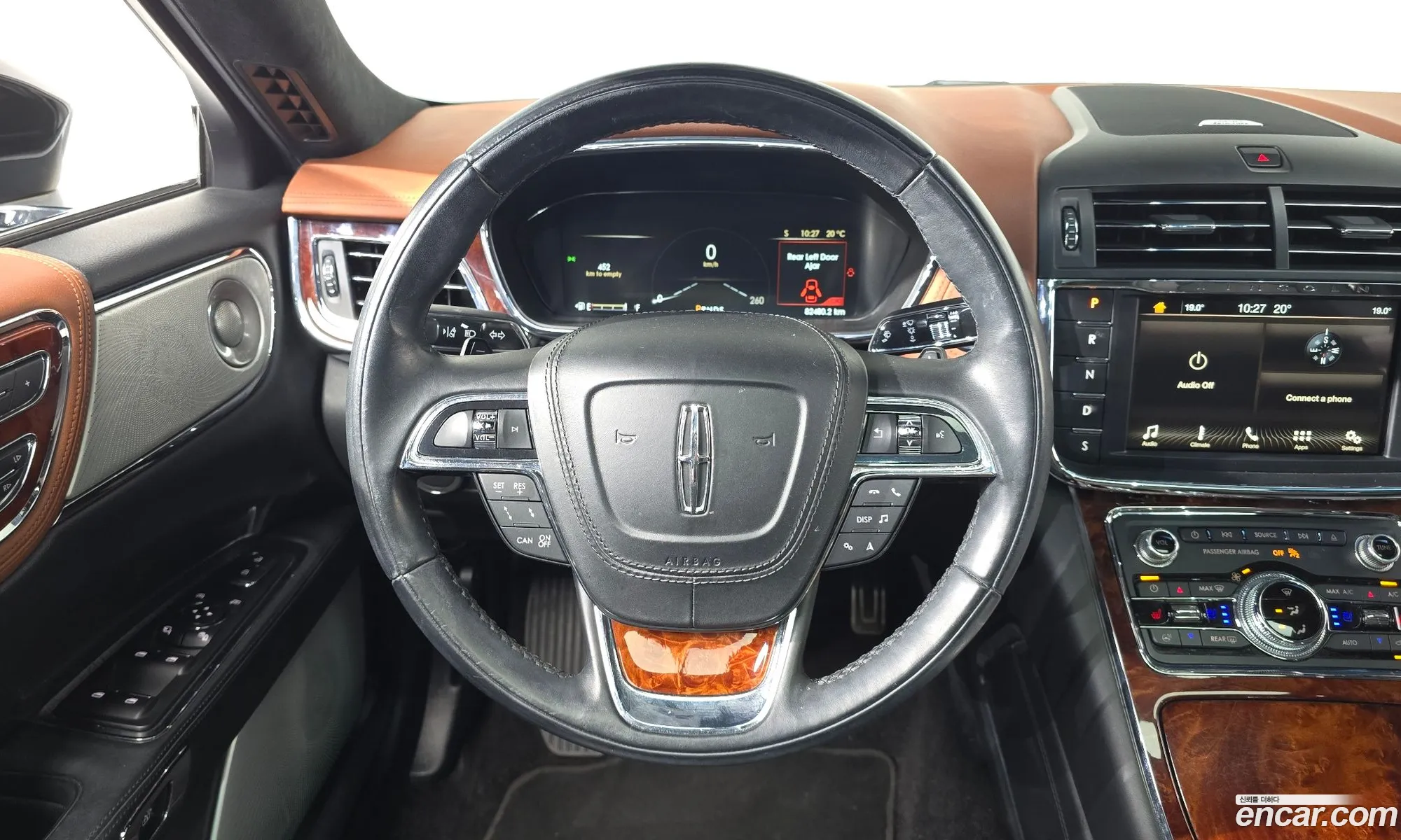 Lincoln Continental 10th Gen 2017 1LN6L9BC8H5618660 — 12
