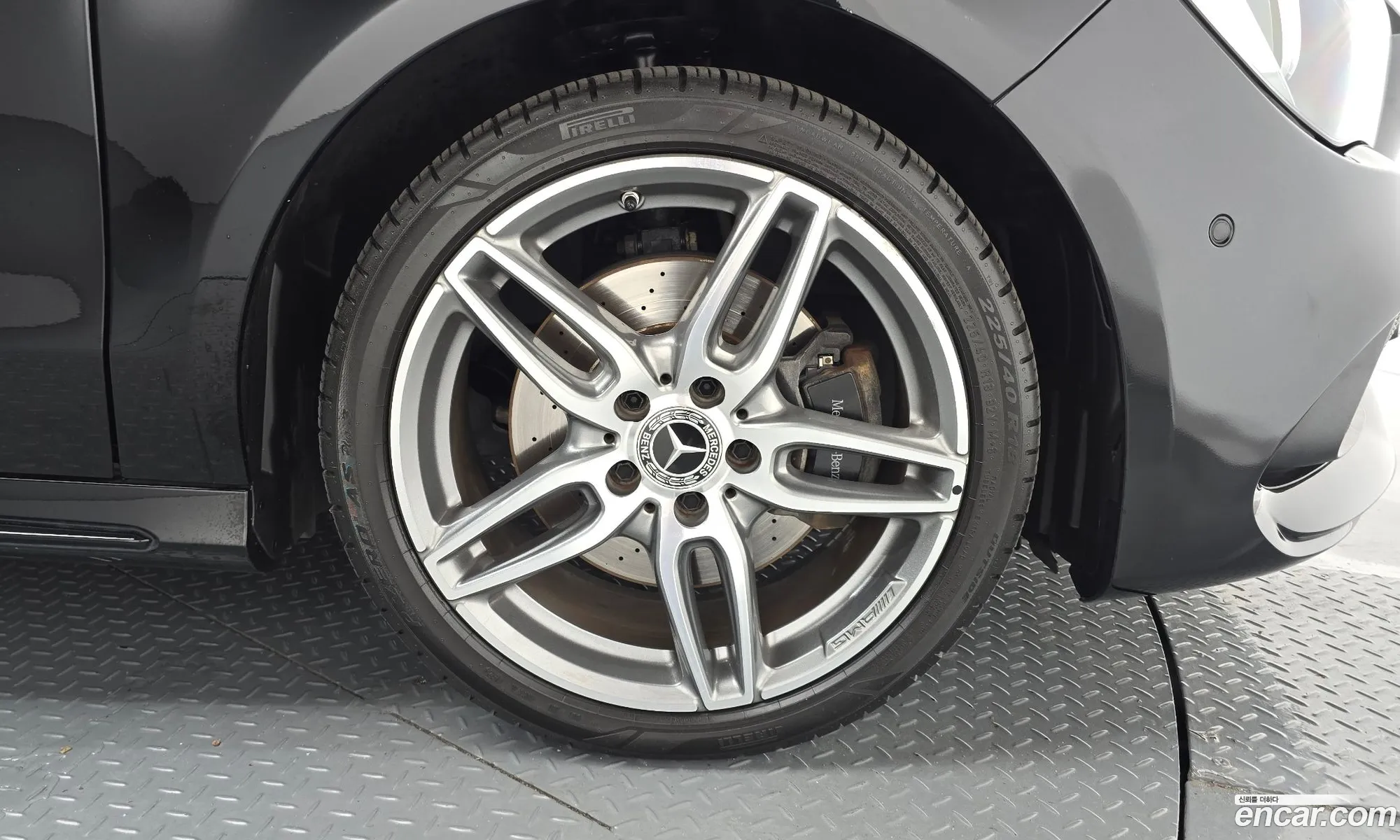 Mercedes-Benz CLA-Class C117 2018 — 24