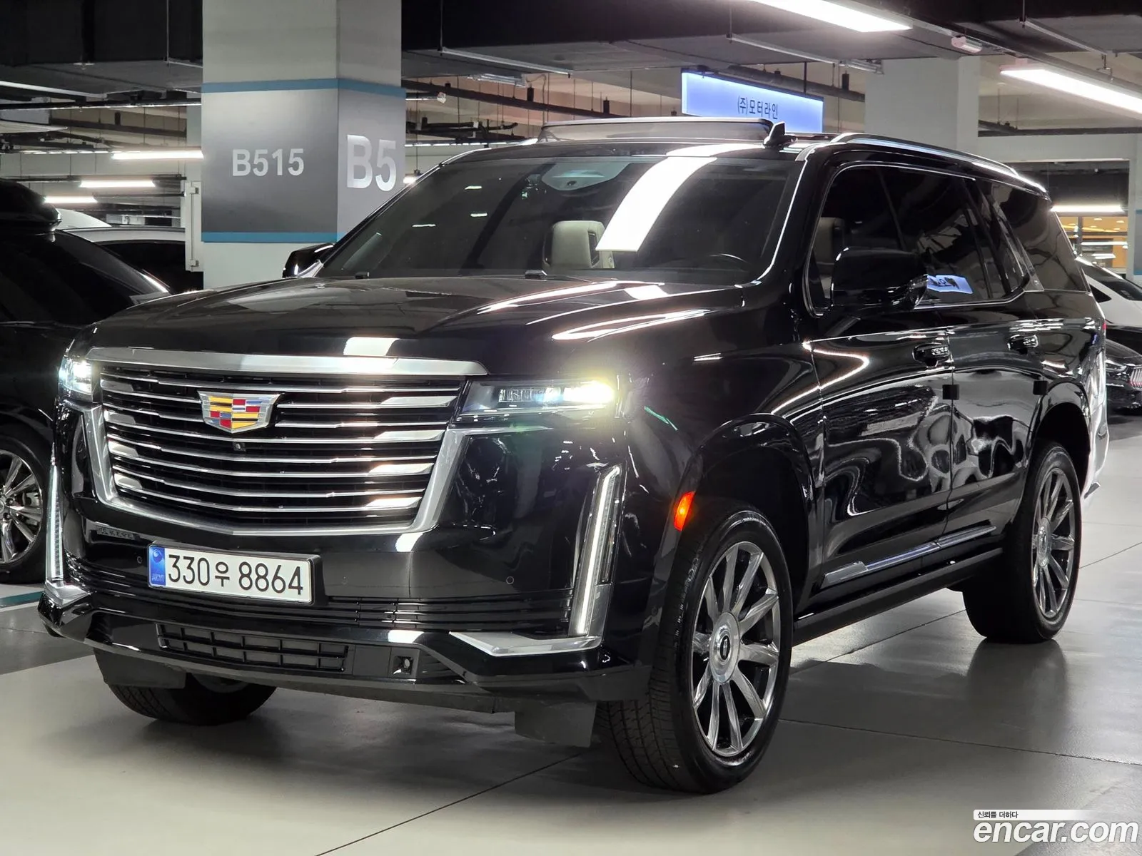 Cadillac Escalade 2023 — 14