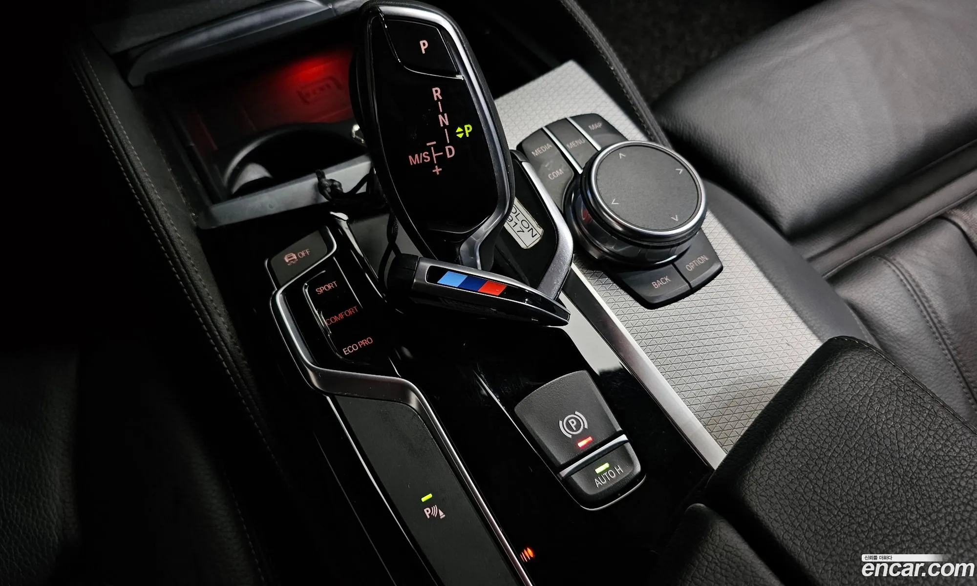 BMW 5 Series 2017 WBAJD3106JG970577 — 13