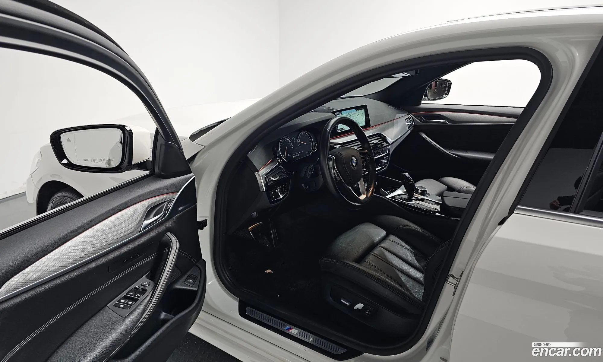 BMW 5 Series 2017 WBAJD3106JG970577 — 5