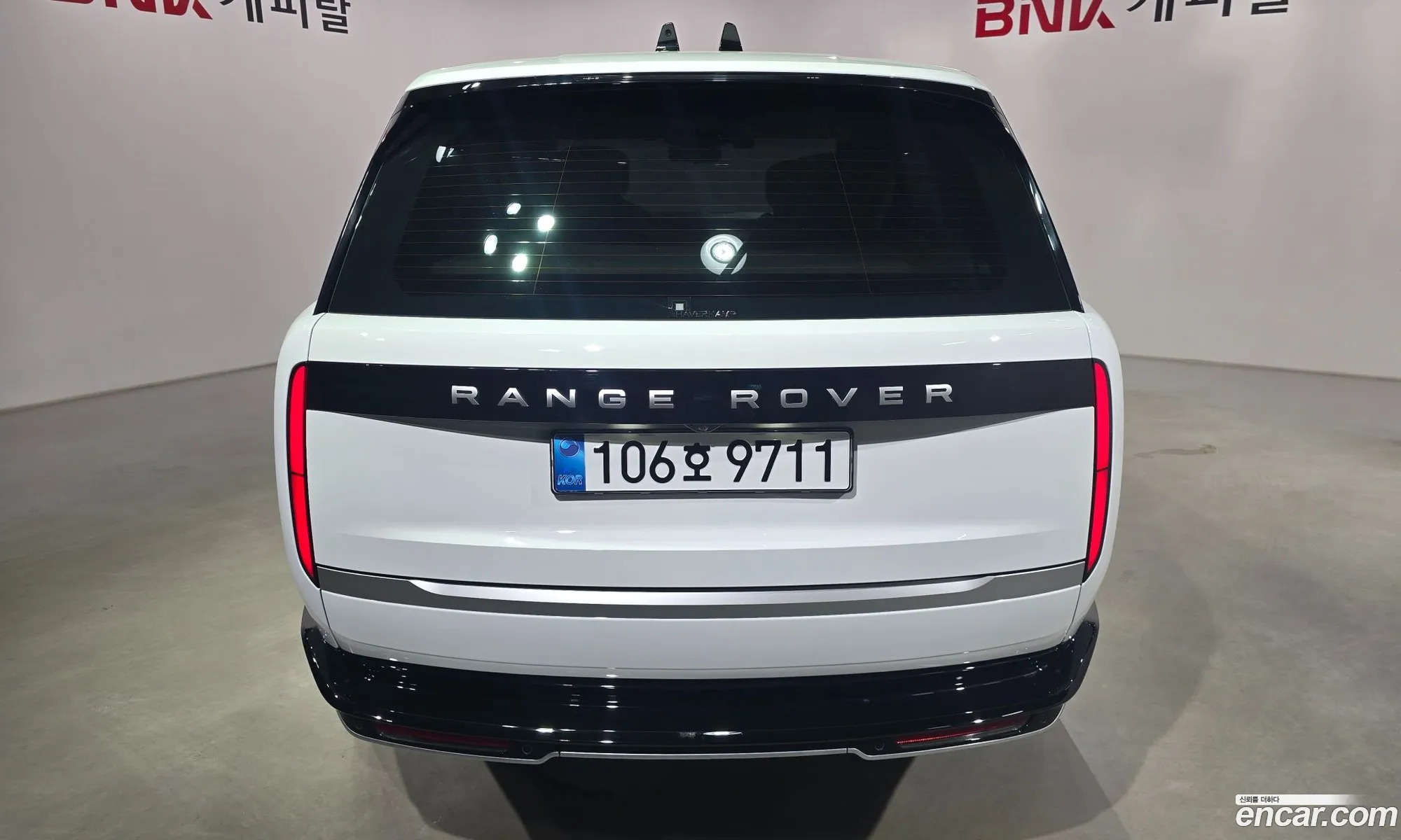 Land Rover Range Rover 2025 — 2