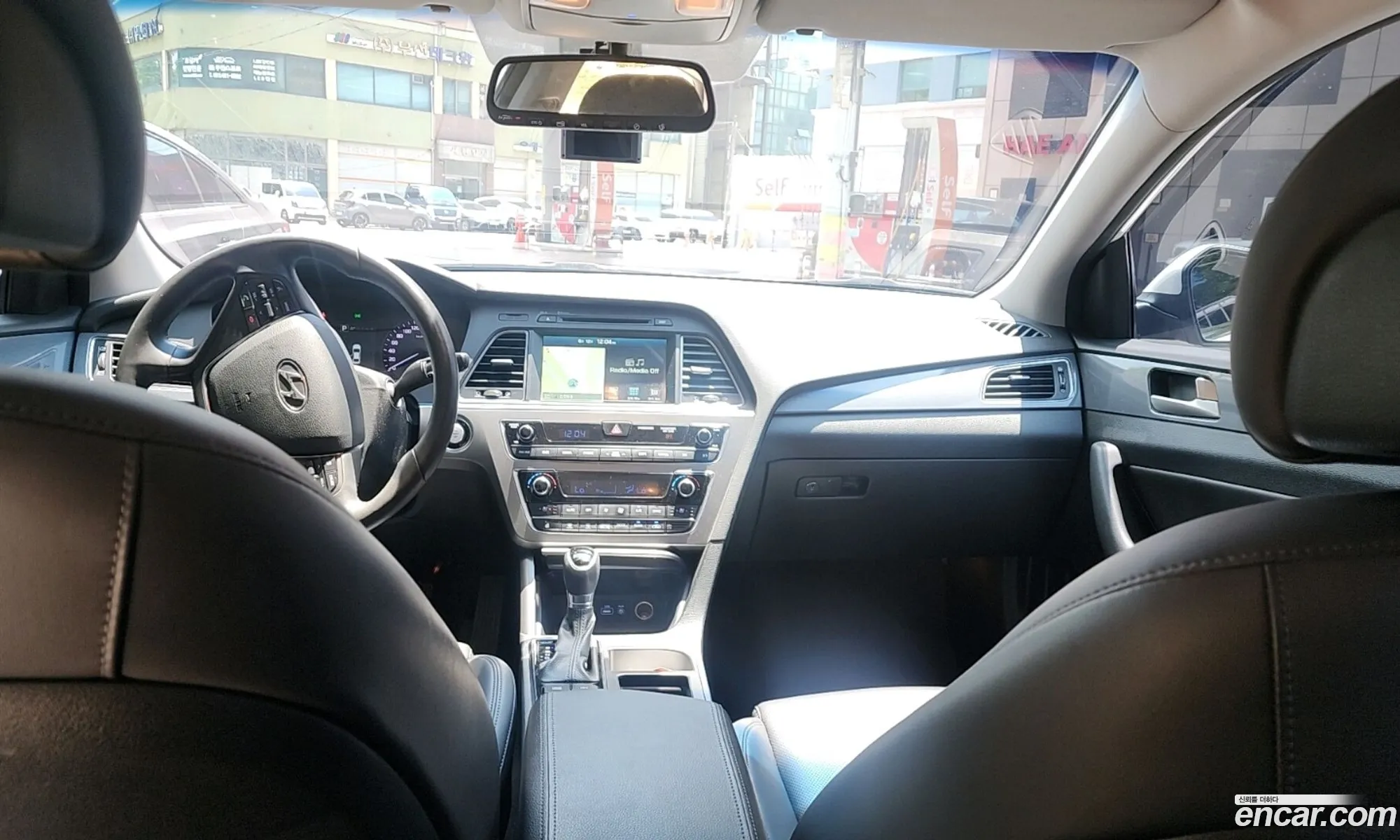 Hyundai LF Sonata Hybrid 2016 — 4