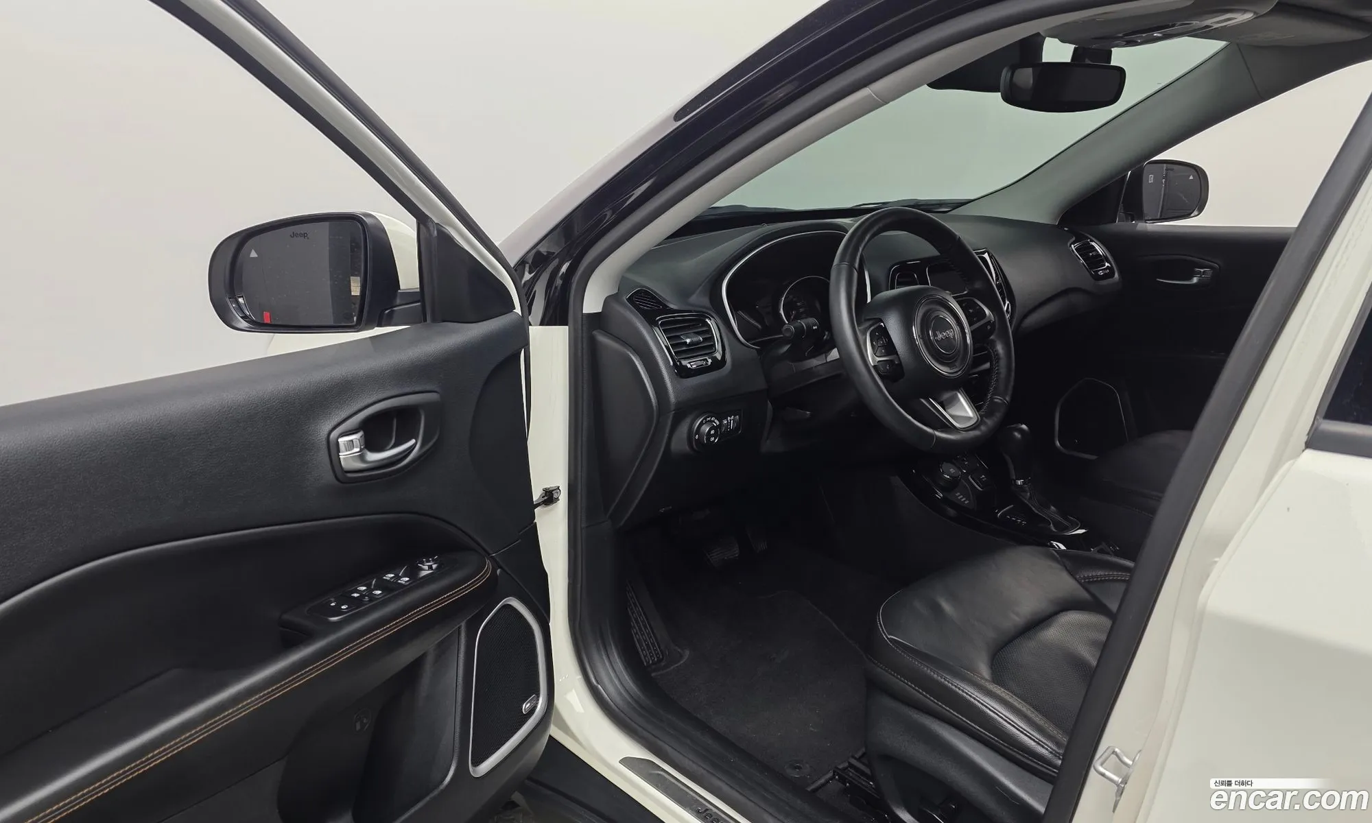Jeep Compass 2019 — 19
