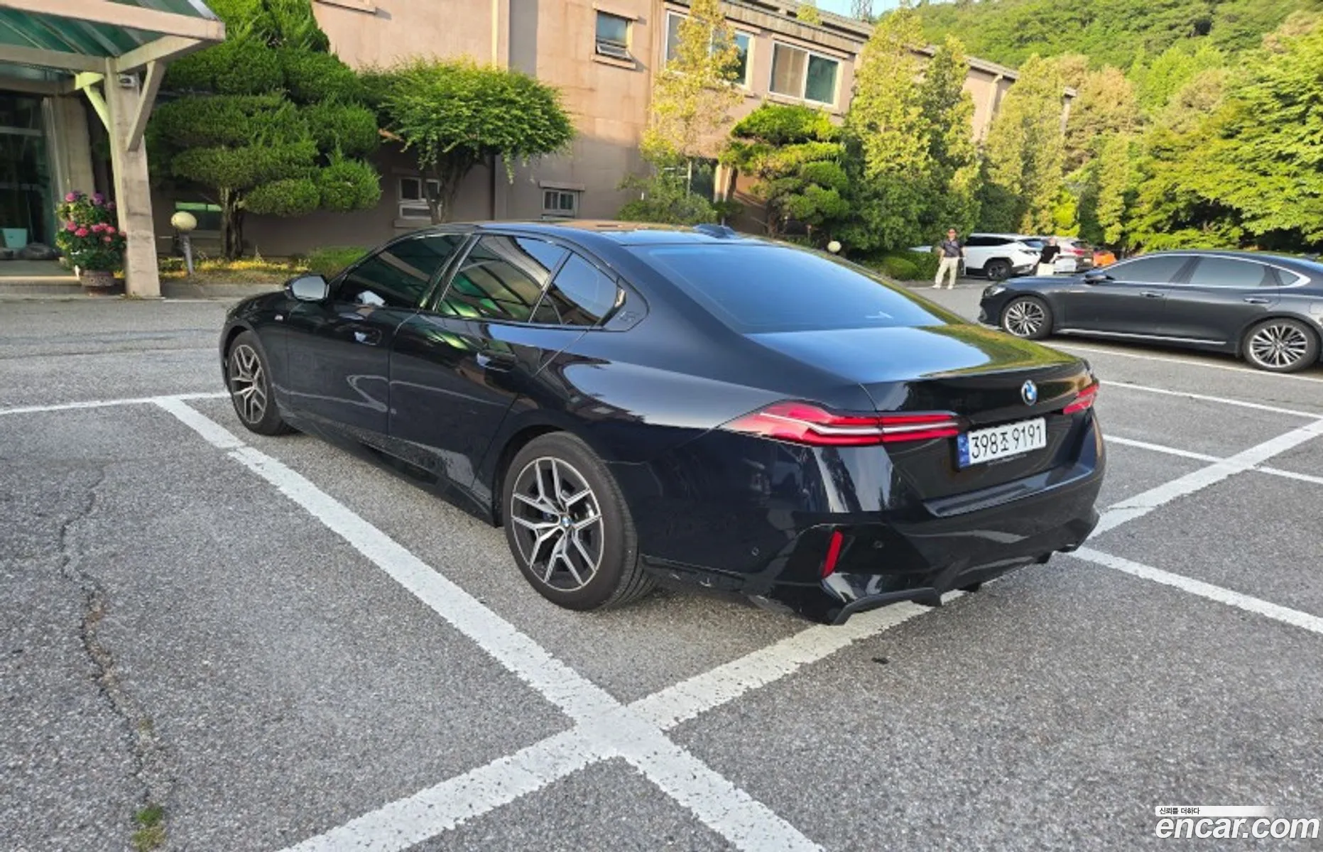 BMW 5 Series 2025 — 6