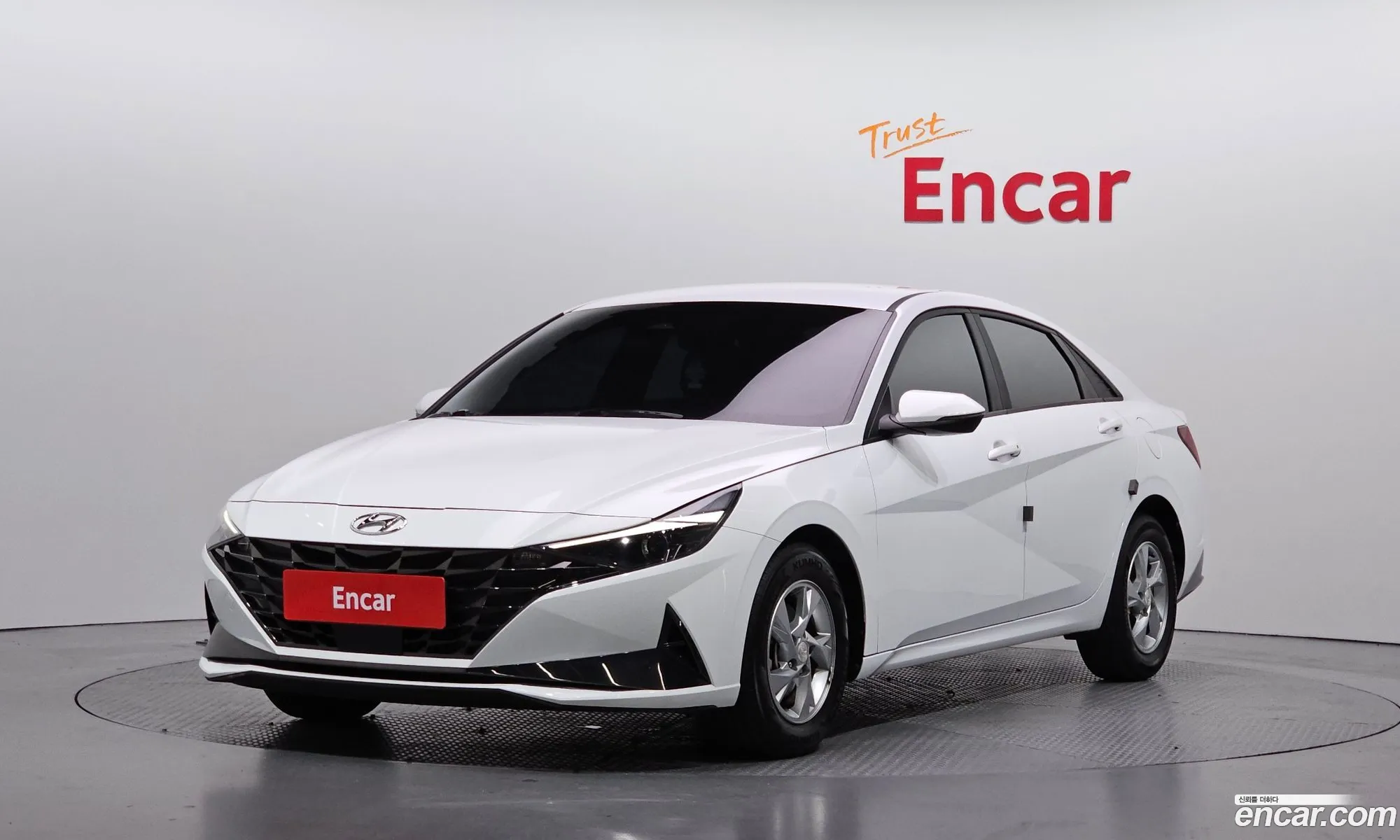 Hyundai Elantra 2021 — 3