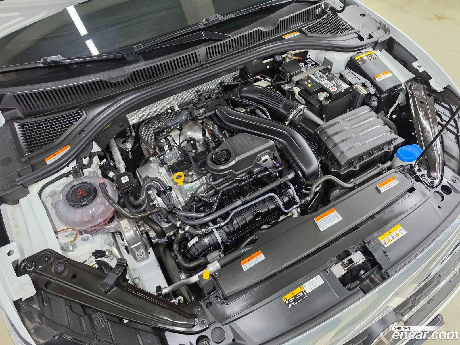 Volkswagen Jetta 7th Gen 2022 — 18