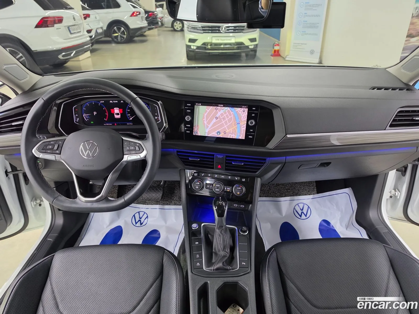 Volkswagen Jetta 7th Gen 2022 — 14