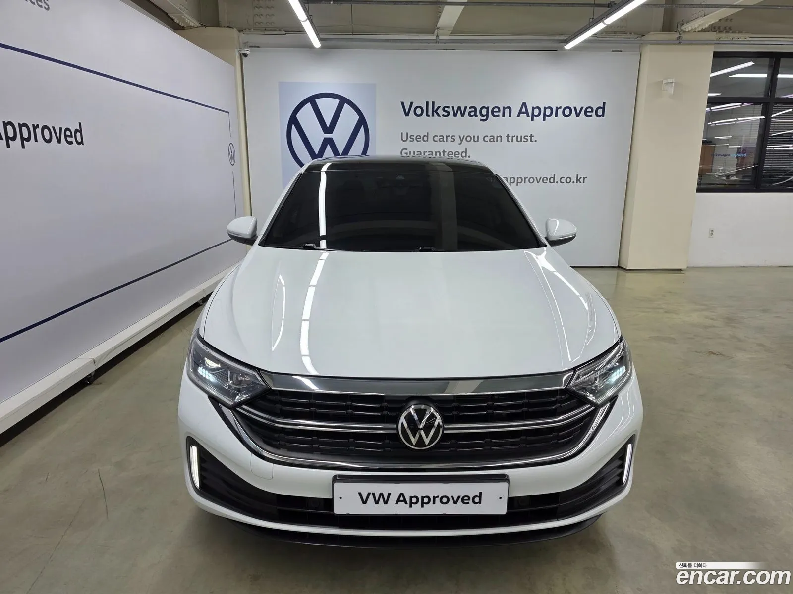 Volkswagen Jetta 7th Gen 2022 — 2