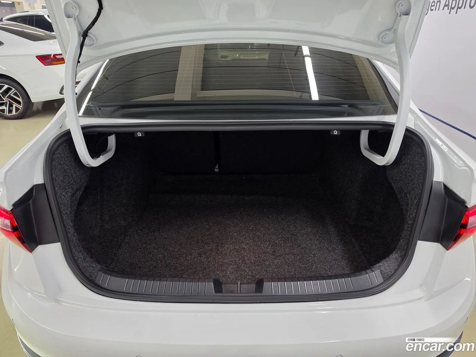 Volkswagen Jetta 7th Gen 2022 — 6