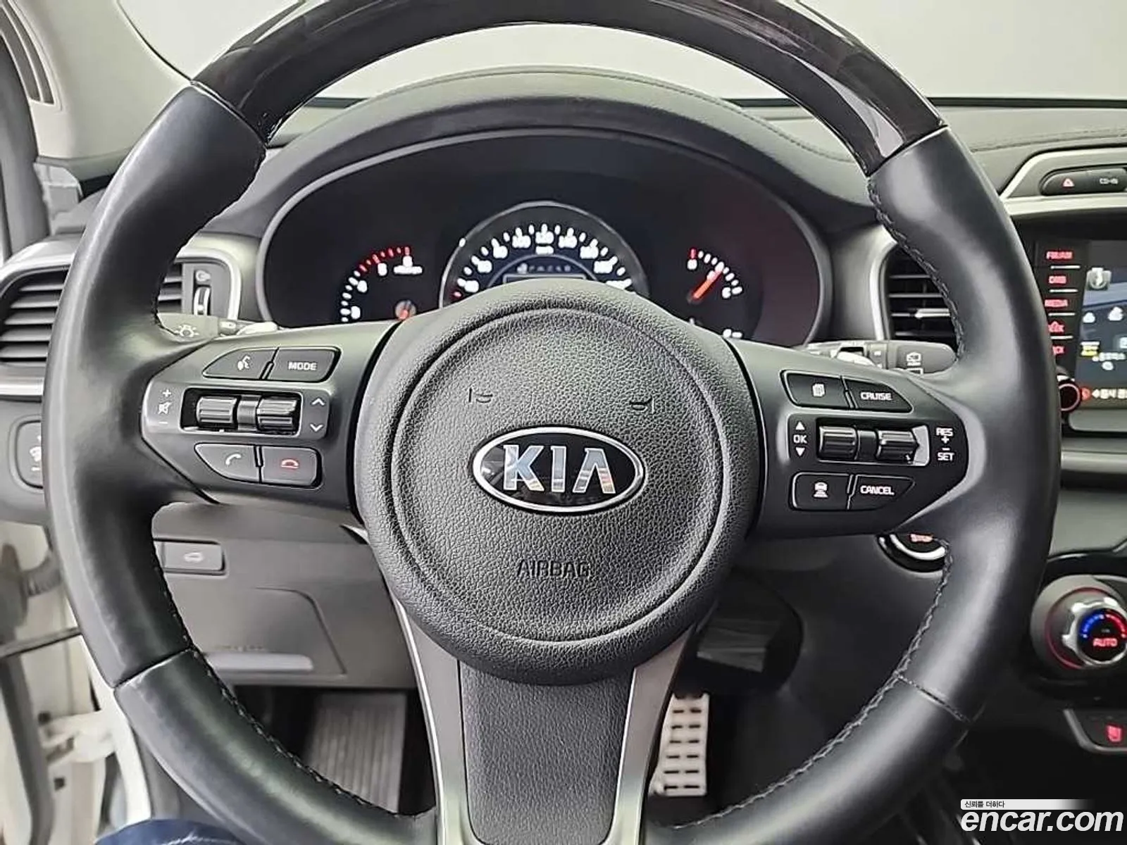 Kia Sorento 2017 — 14