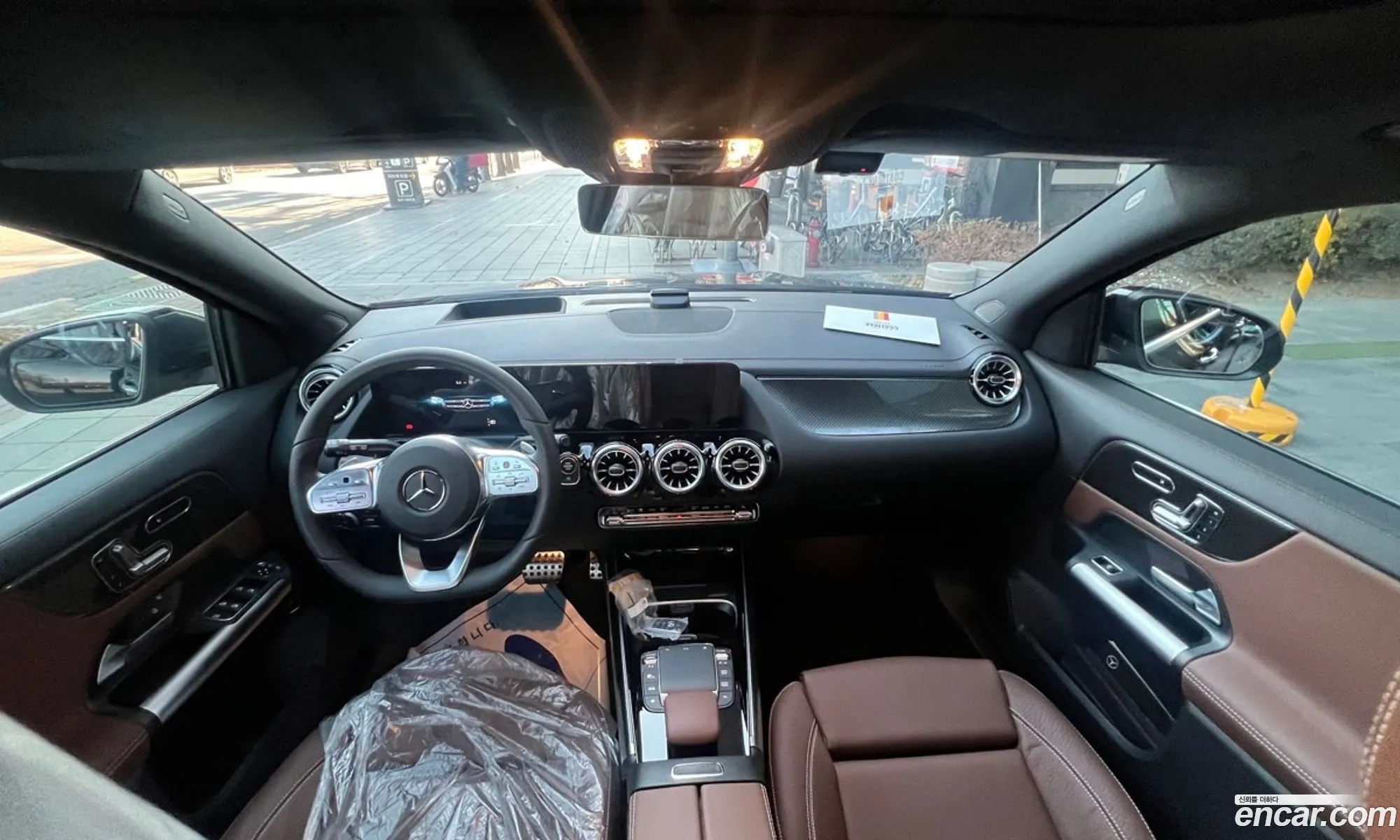Mercedes-Benz GLA-Class H247 2023 — 7