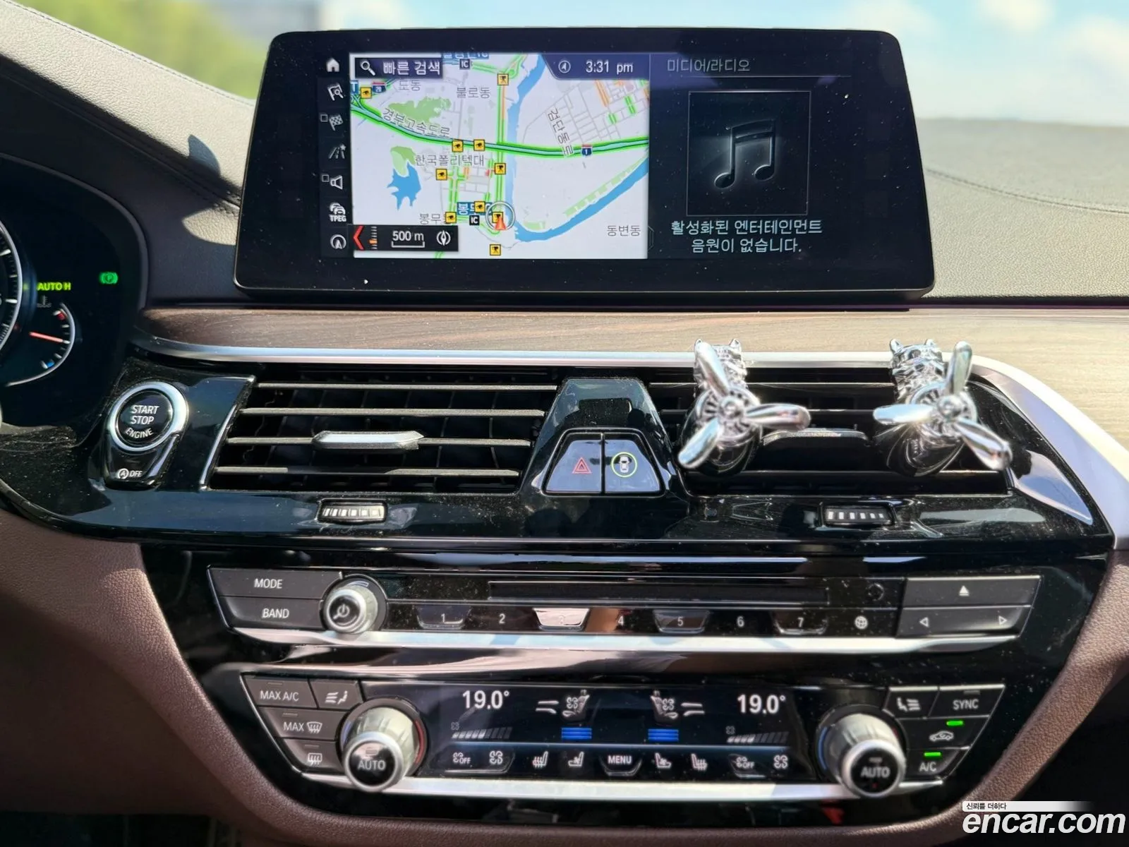 BMW 5 Series 2017 — 18