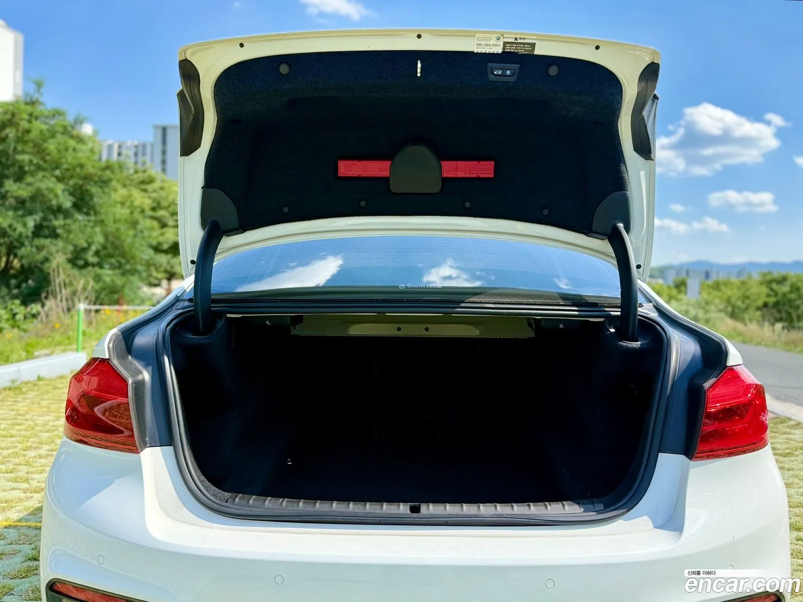 BMW 5 Series 2017 — 13