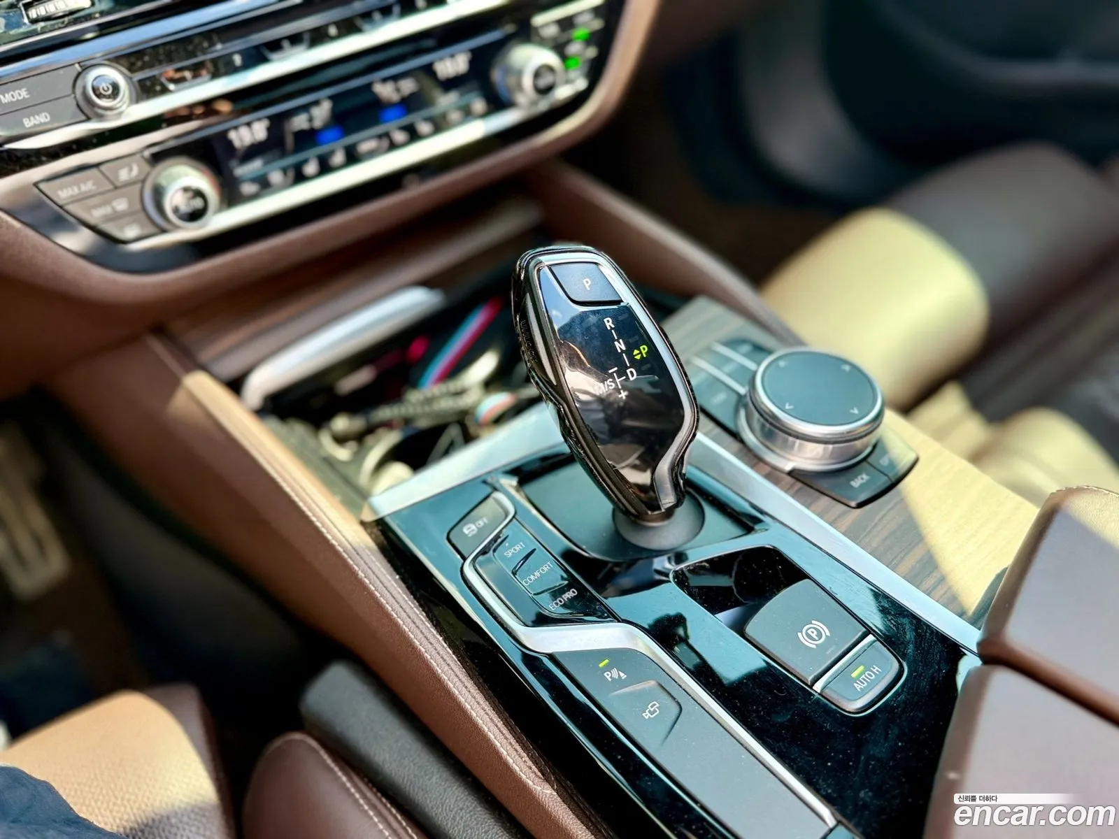 BMW 5 Series 2017 — 19