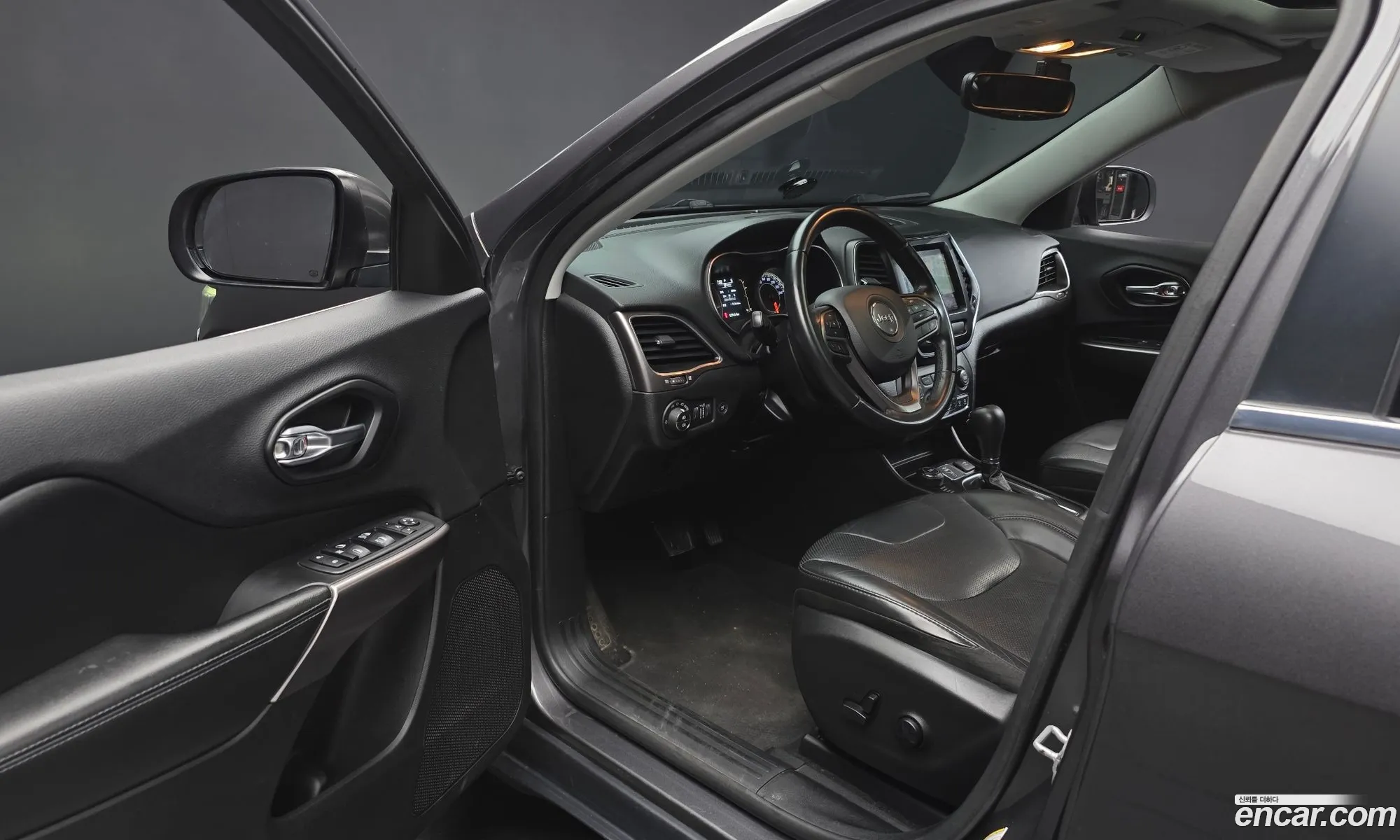 Jeep Cherokee 2019 1C4PJMCB4KD395540 — 14