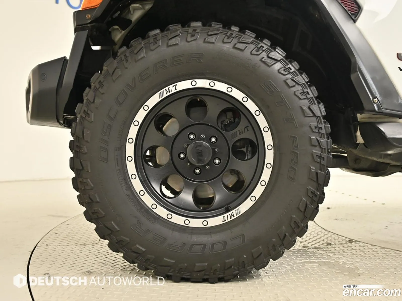 Jeep Wrangler 2018 — 13