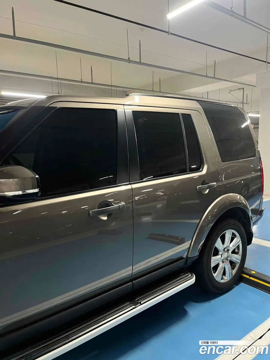 Land Rover Discovery 4 2015 — 12