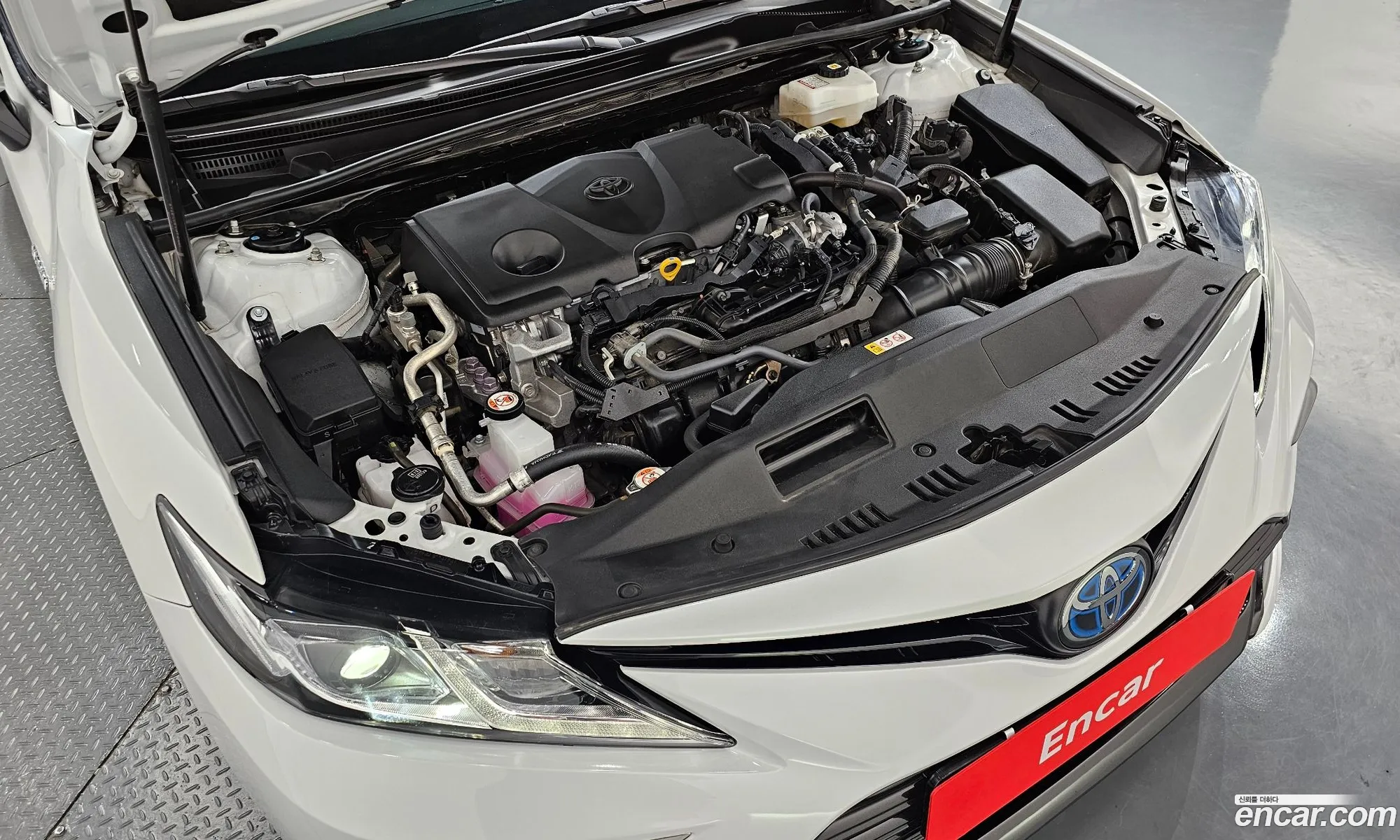 Toyota Camry 2023 — 21