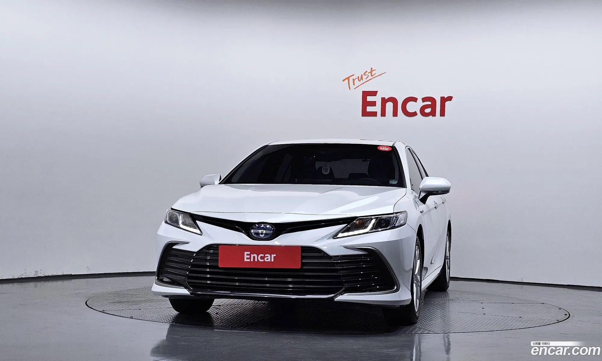 Toyota Camry 2023 — 7