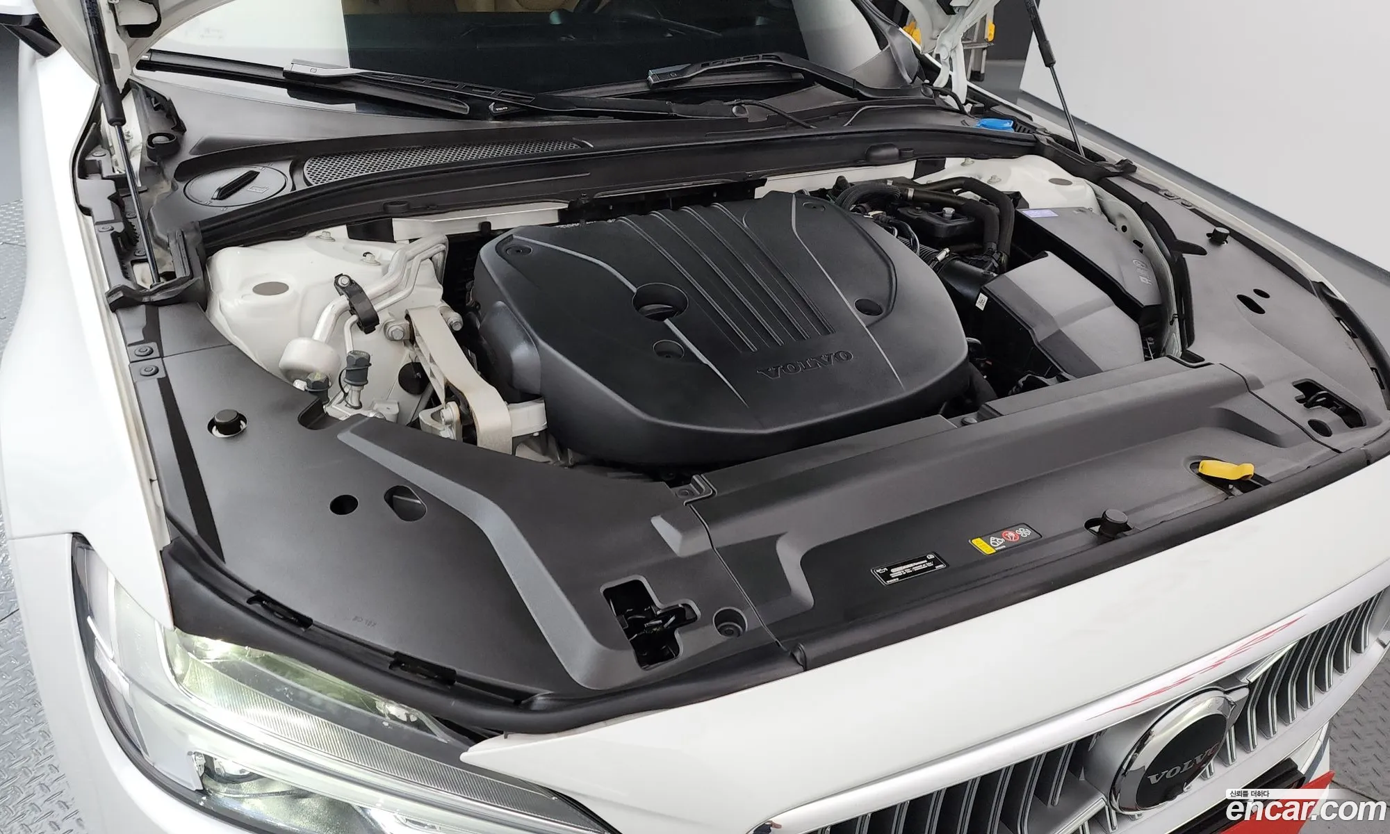 Volvo S90 2022 — 32