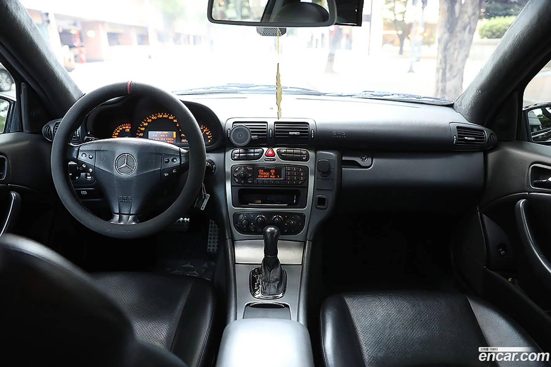 Mercedes-Benz C-Class 2002 — 8