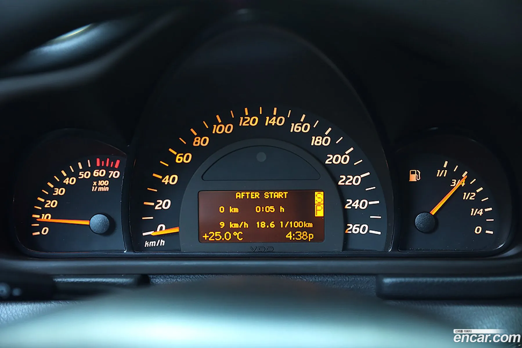 Mercedes-Benz C-Class 2002 — 13