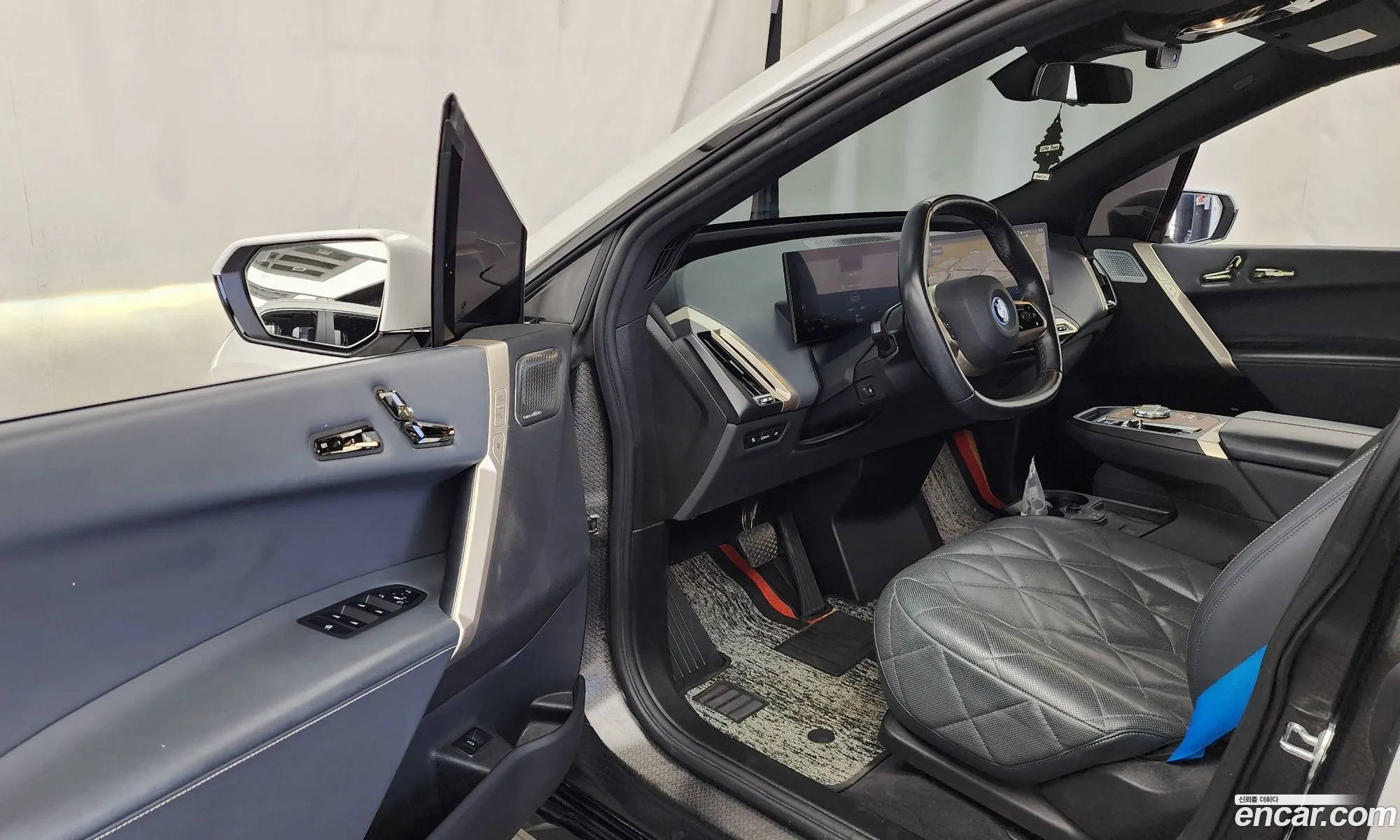 BMW iX 2022 WBY11CF09NCJ47853 — 28